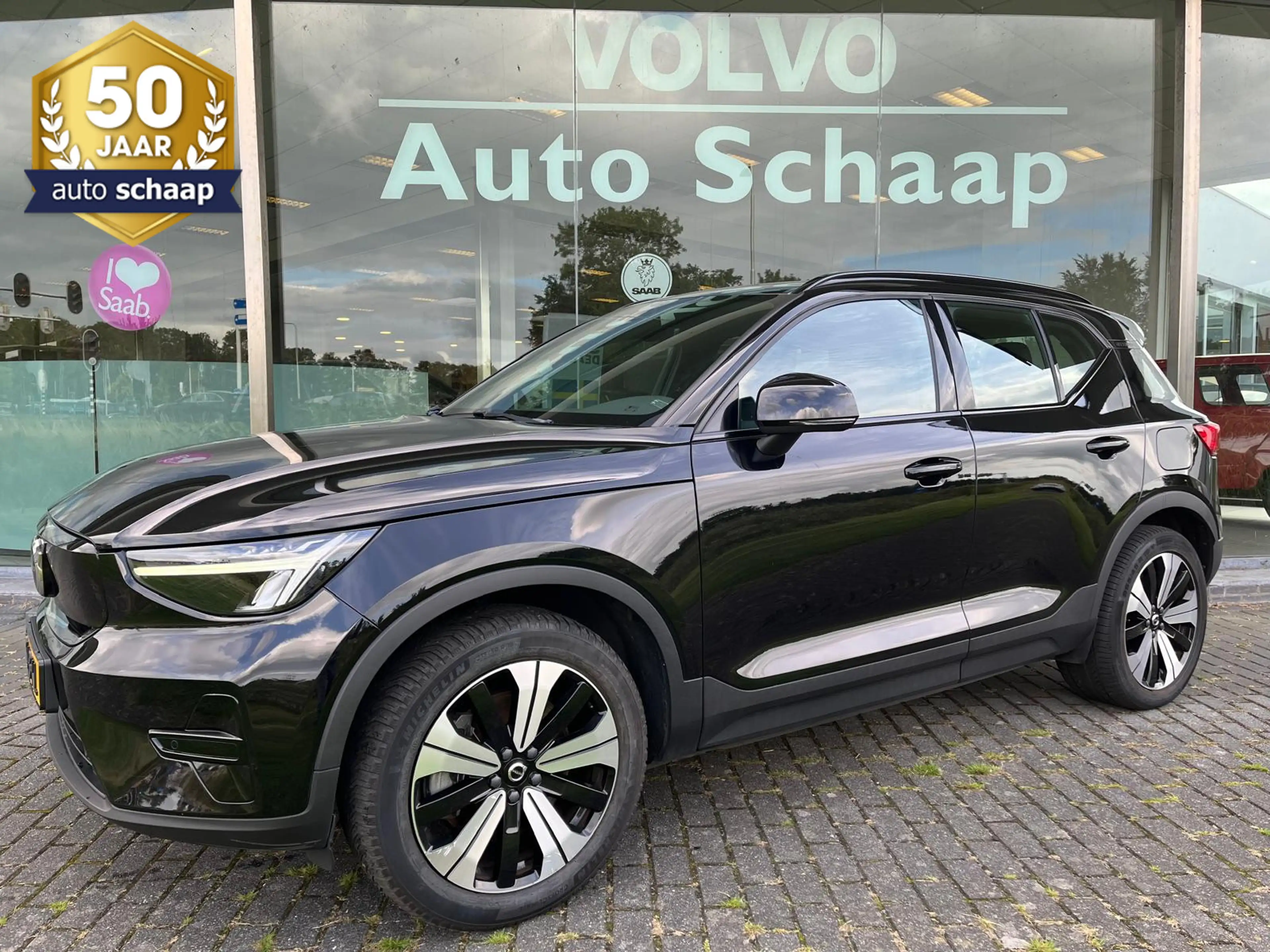 Volvo XC40 Recharge Plus 70 kWh | Rijklaar incl 12 mnd Bovag