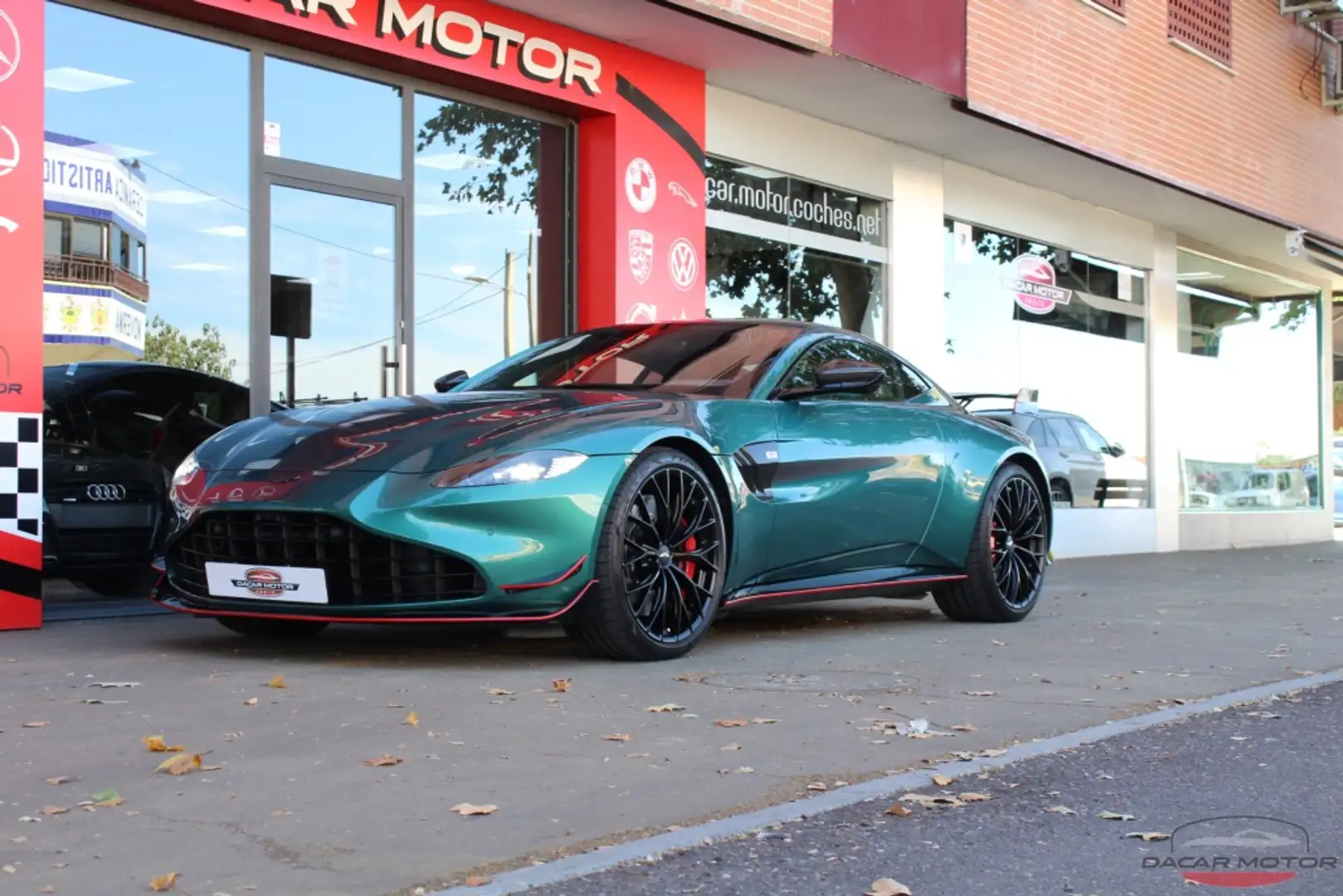 Aston Martin Vantage F1 Edition Groen - 2