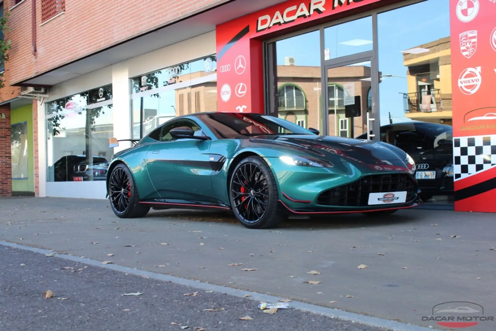 Aston Martin Vantage F1 Edition Zöld - 1