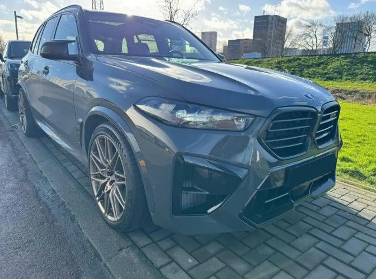 BMW X5 M Competition 1Hd/B&W/Leder/Pano/Laser/360° Grau - 1