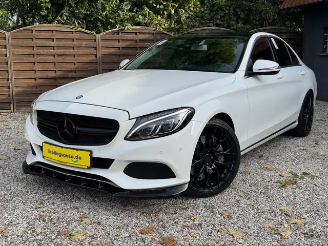 Mercedes-Benz C 400 C400 Lim. 4Matic LED Pano Burmester Leder Spur