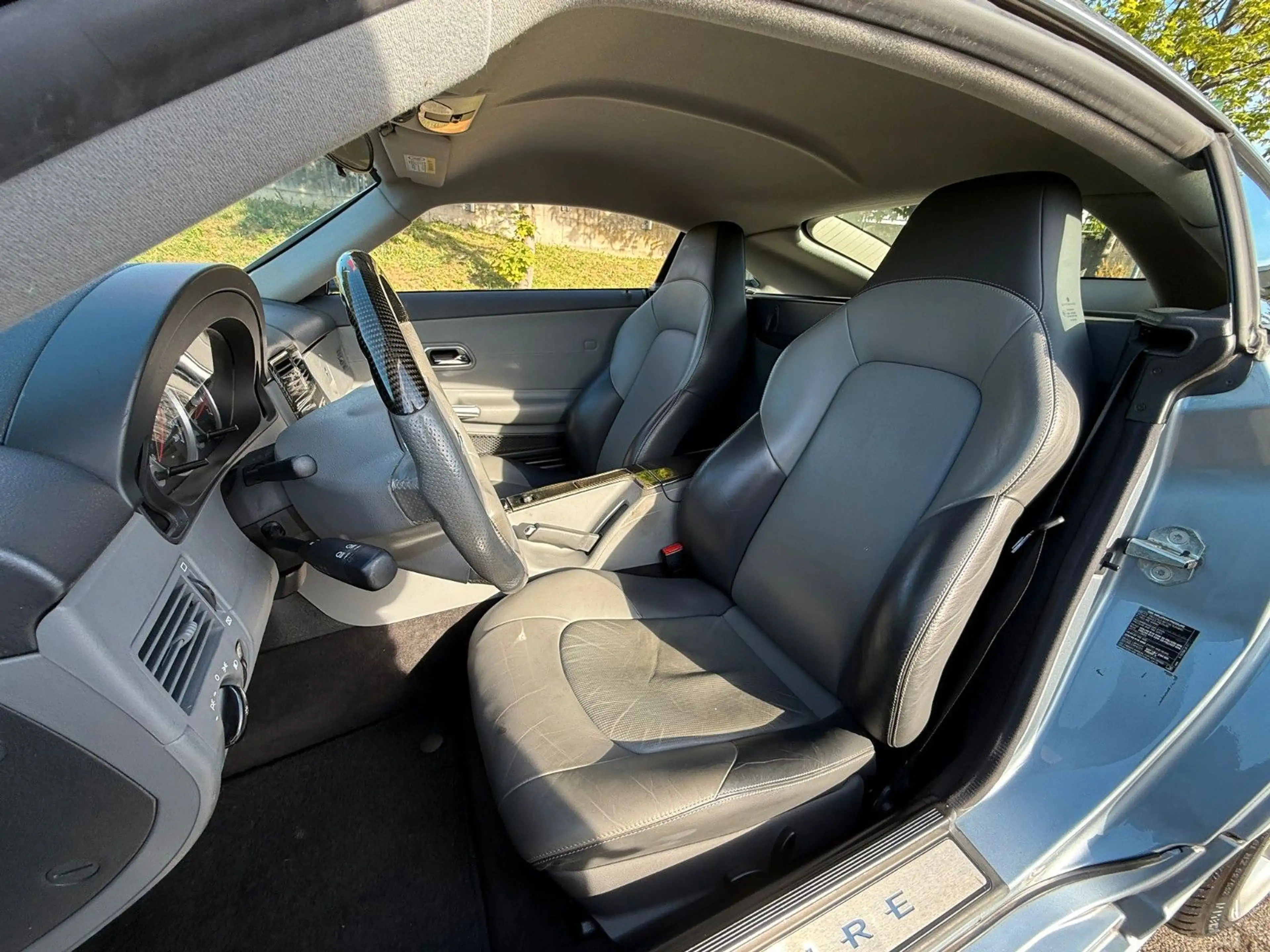 Chrysler Crossfire 3.2 V6 Carbon interior/Autom/Leder/PDC — photo 14