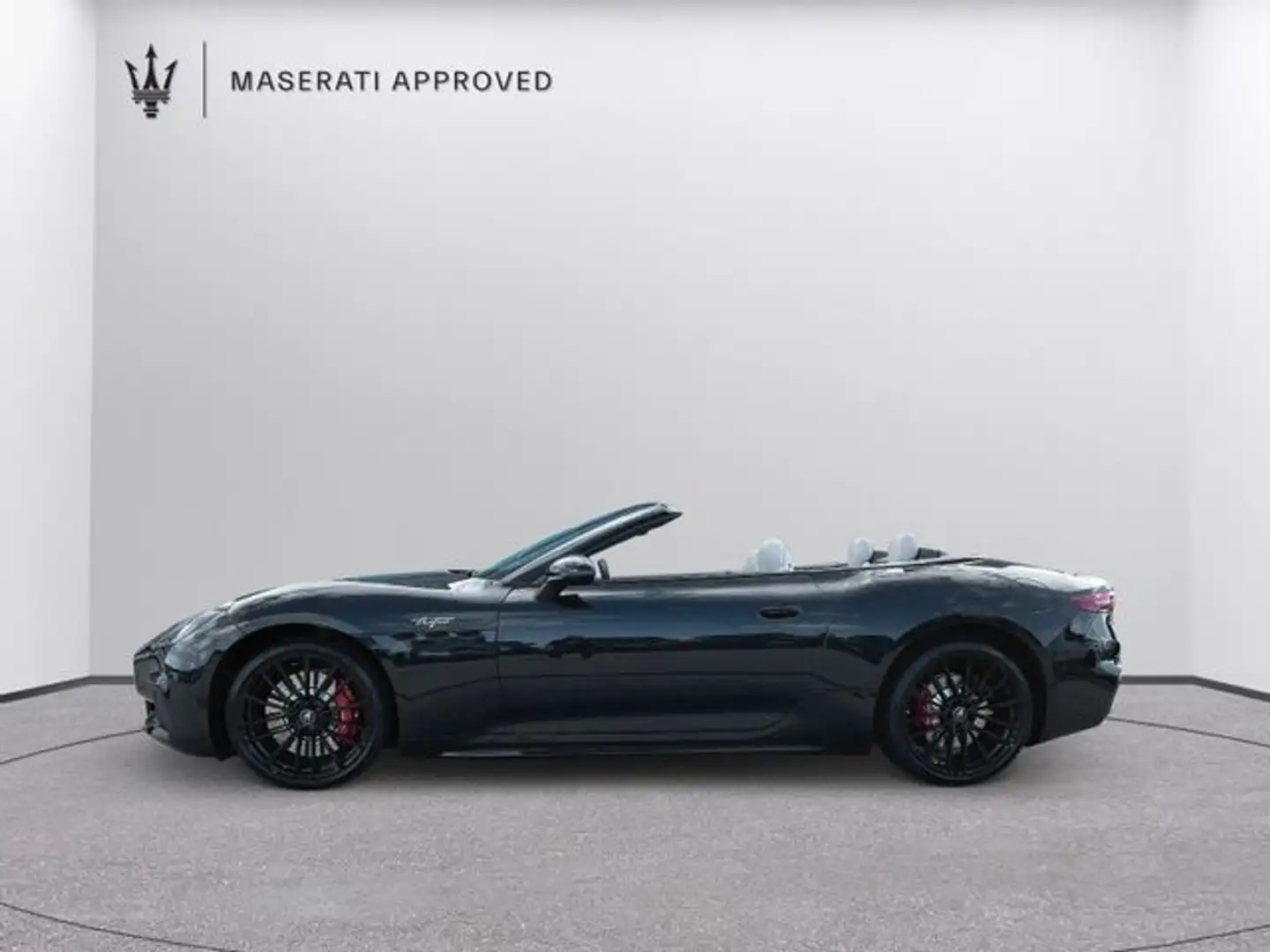 Maserati GranCabrio 404 kW 3.0 V6 AWD Trofeo Fekete - 2