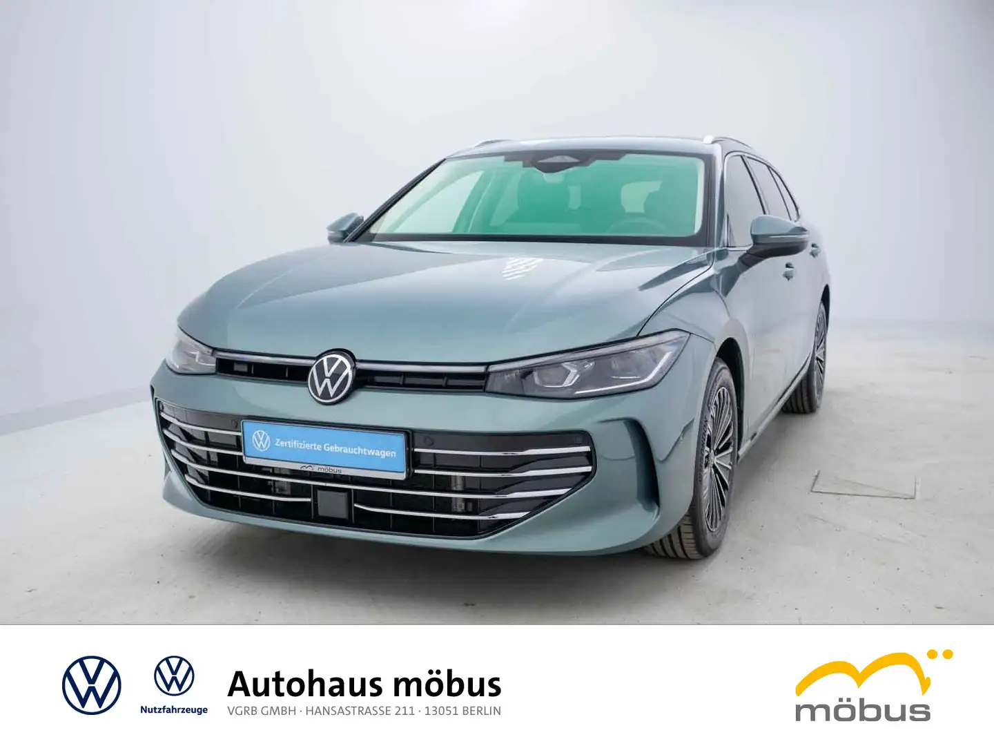 Volkswagen Passat Variant 2.0 TDI Elegance 4M*DSG*HUD*AHK*A Grün - 2