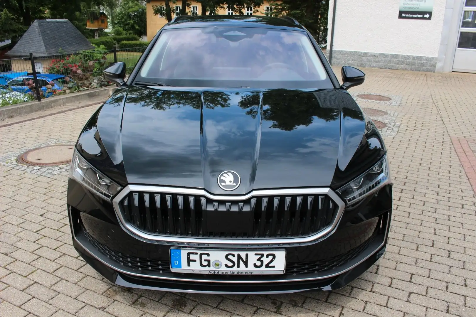 Skoda Superb Combi 2.0 TDI 110kW Selection Standheiz. Schwarz - 1