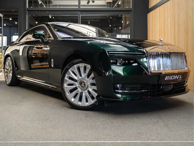 Rolls-Royce Spectre Full Electric Star Light Roof & Doors AWD 102 kWh