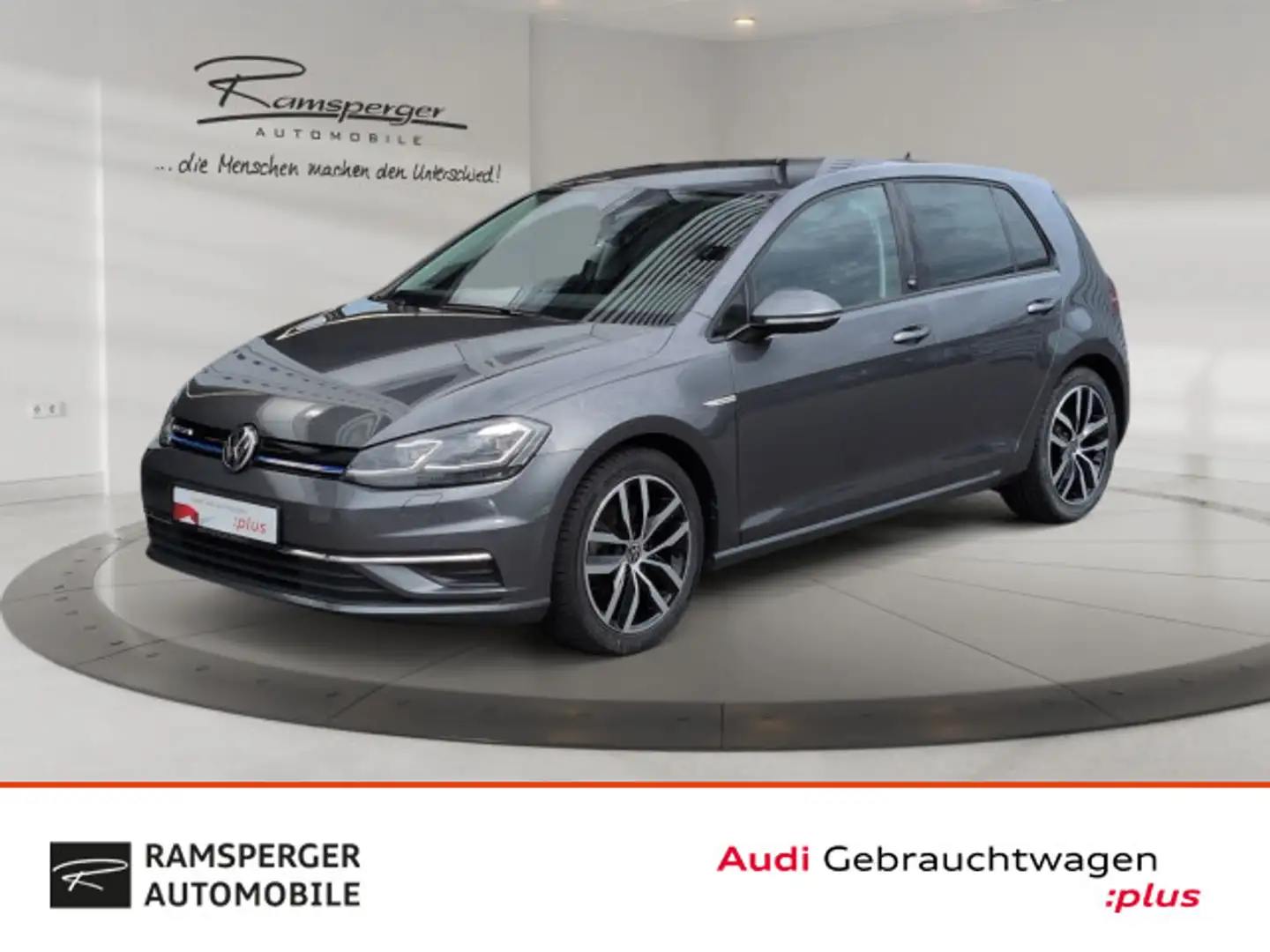 Volkswagen Golf SOUND 1.5 TSI LED Navi Kamera Grau - 1
