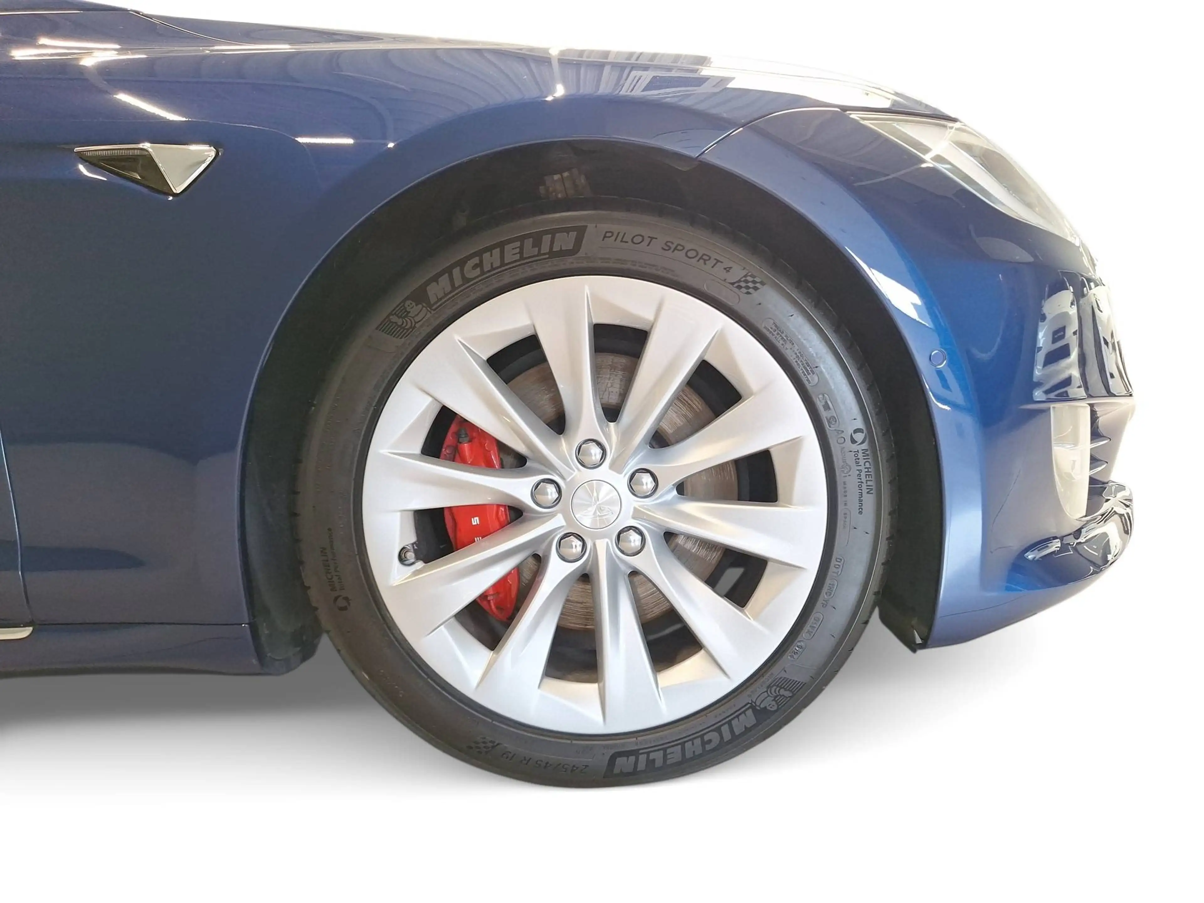 Tesla Model S Performance AWD/Certified Pre owned — photo 13