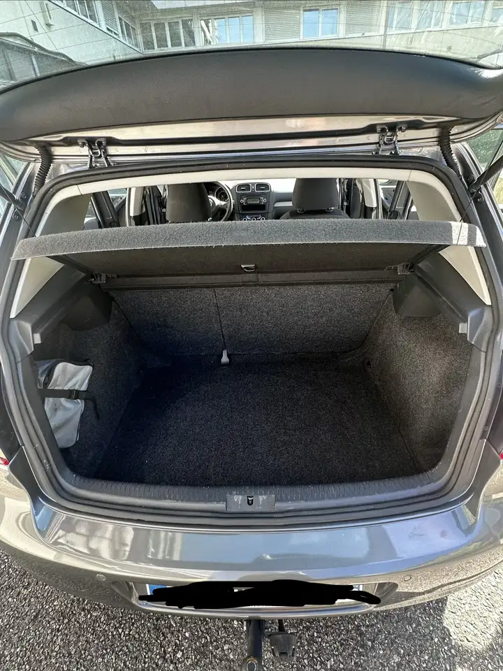 Volkswagen Golf Standard Model — photo 9