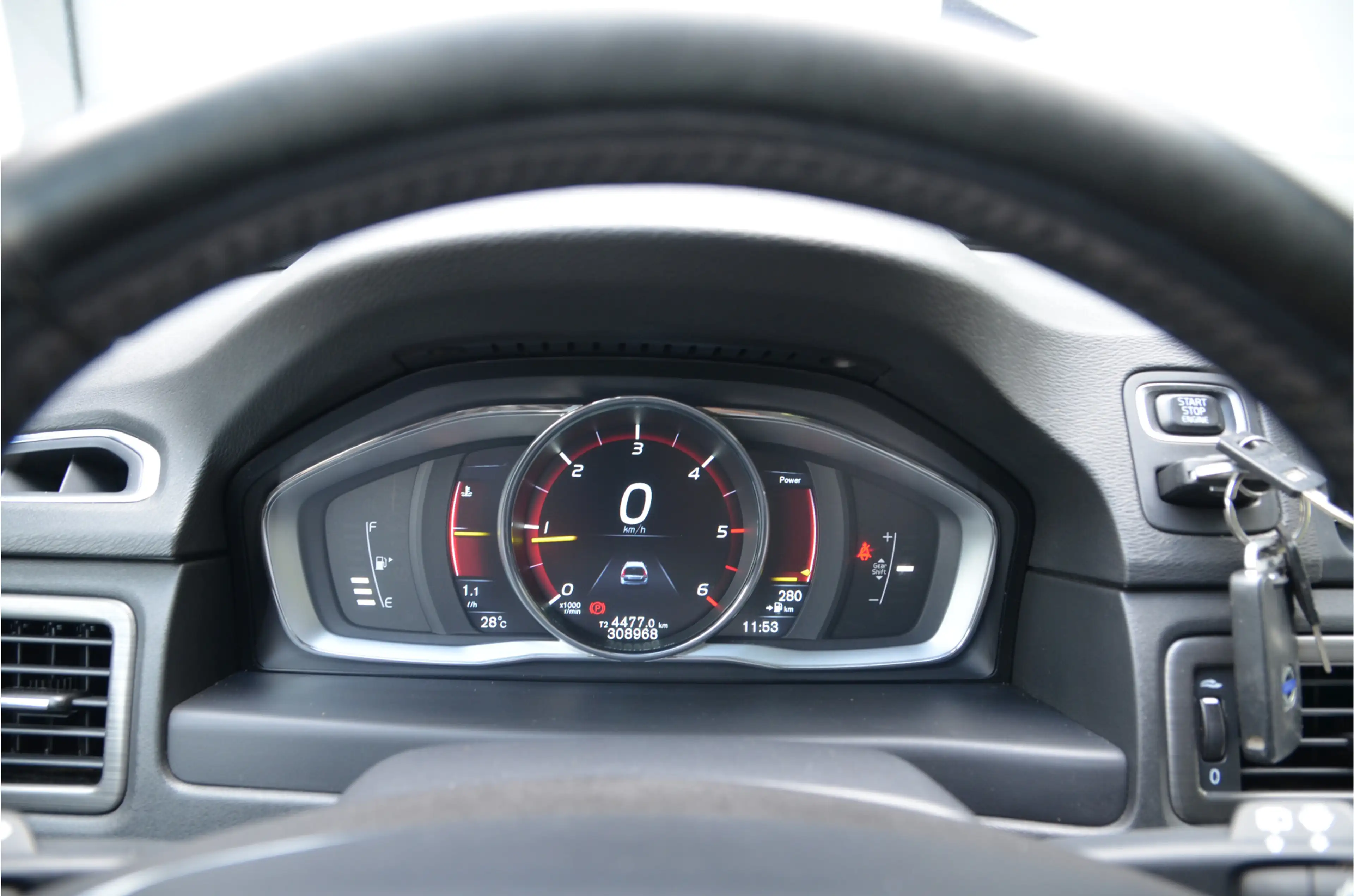 Volvo XC70 2.0 D4 FWD Summum 12 mnd BOVAG en onderhoudshistor — photo 16