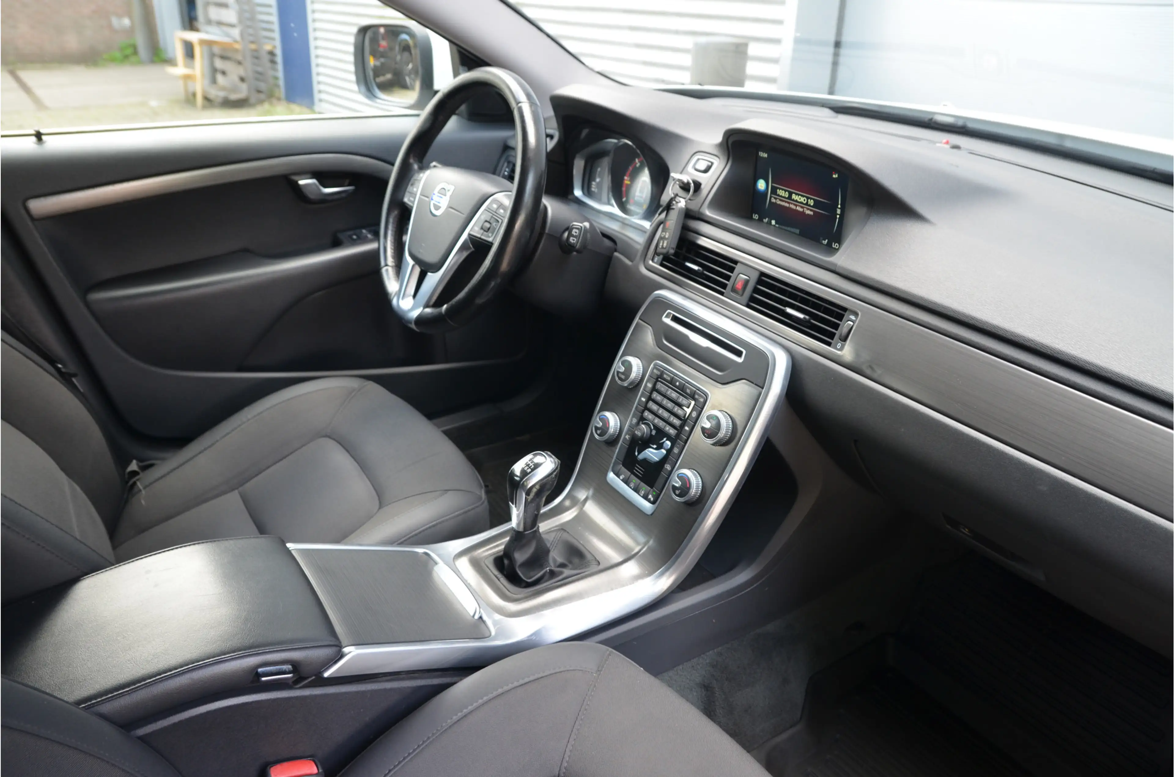 Volvo XC70 2.0 D4 FWD Summum 12 mnd BOVAG en onderhoudshistor — photo 11