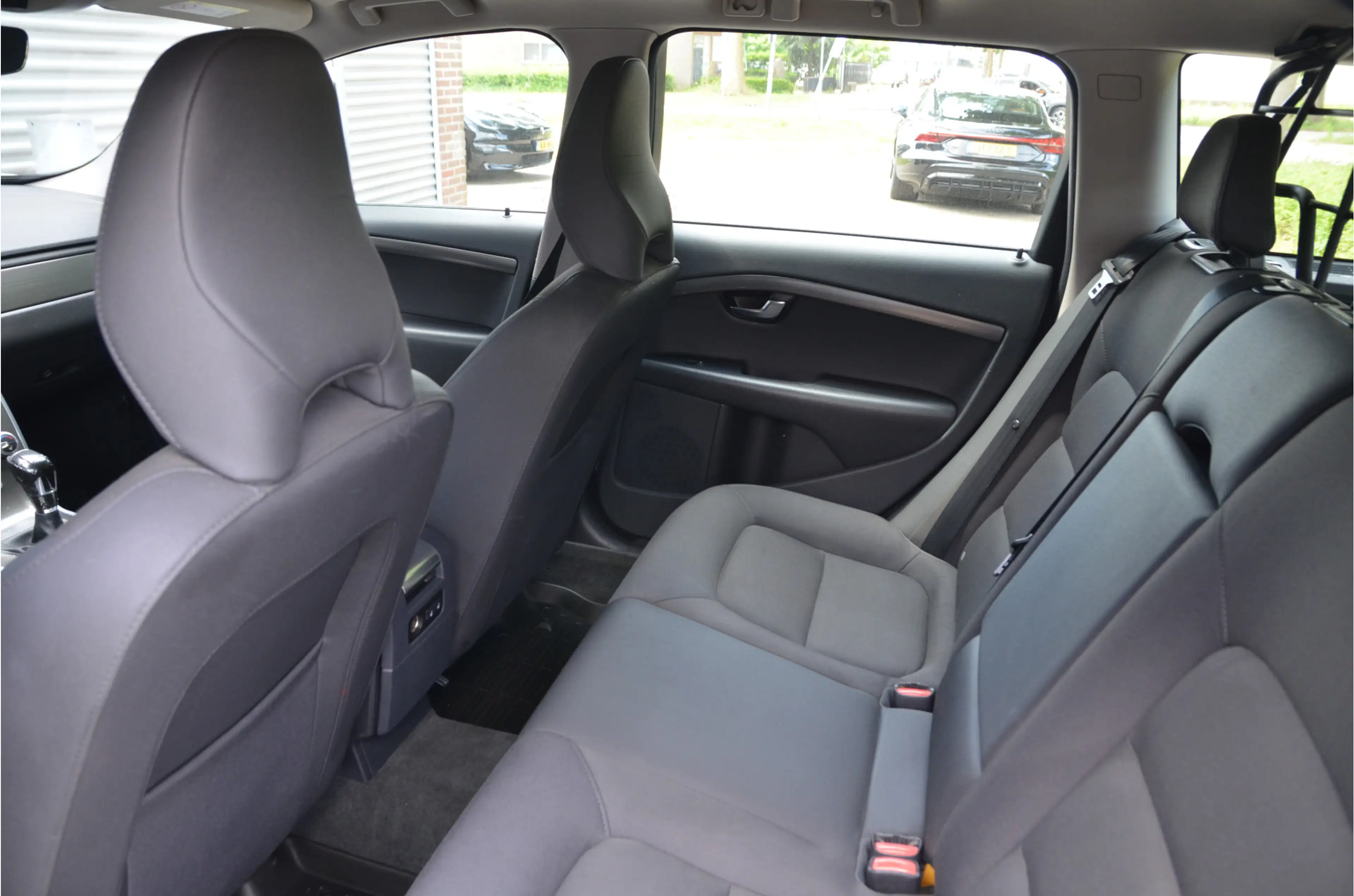 Volvo XC70 2.0 D4 FWD Summum 12 mnd BOVAG en onderhoudshistor — photo 12