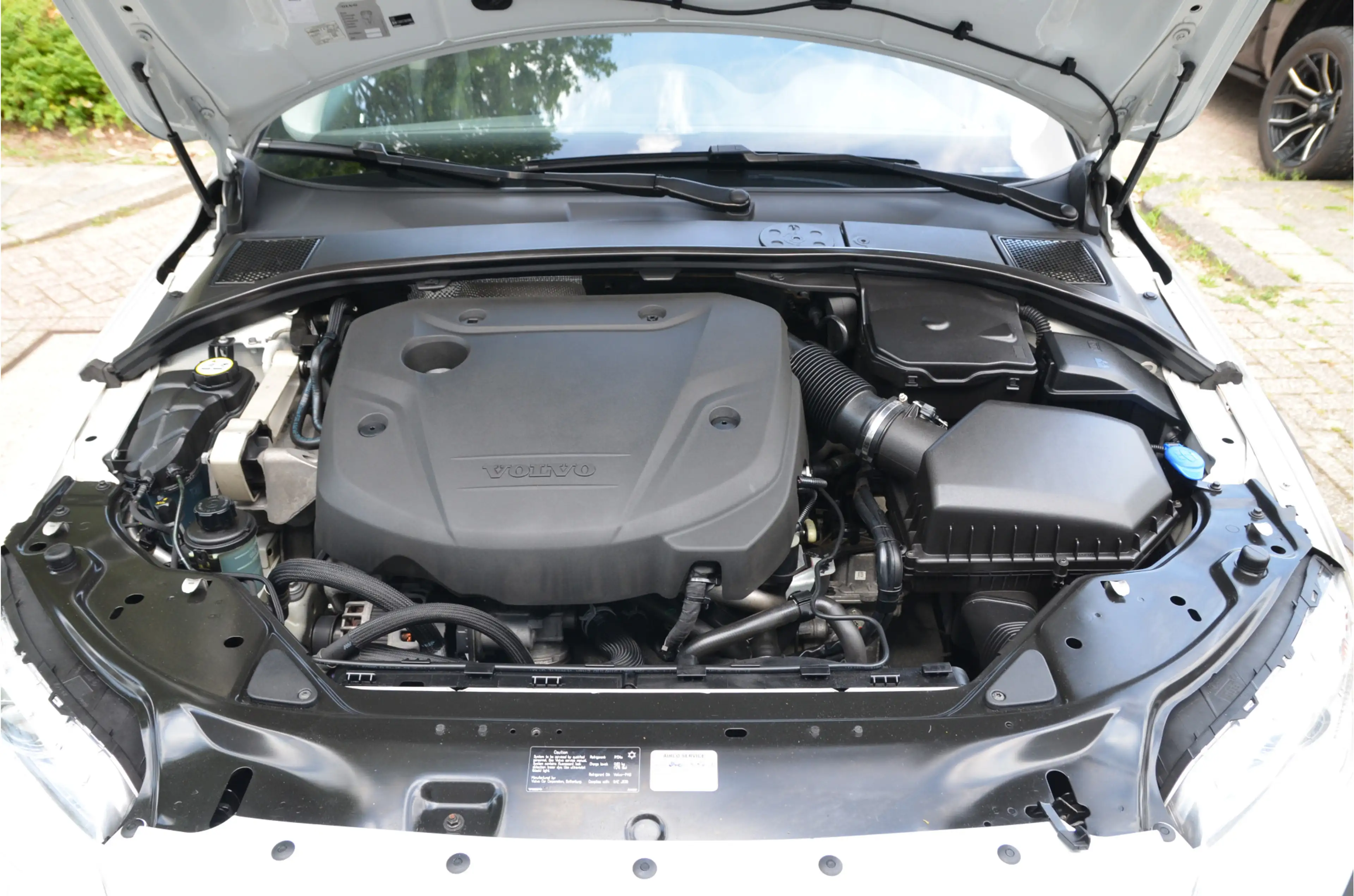 Volvo XC70 2.0 D4 FWD Summum 12 mnd BOVAG en onderhoudshistor — photo 31