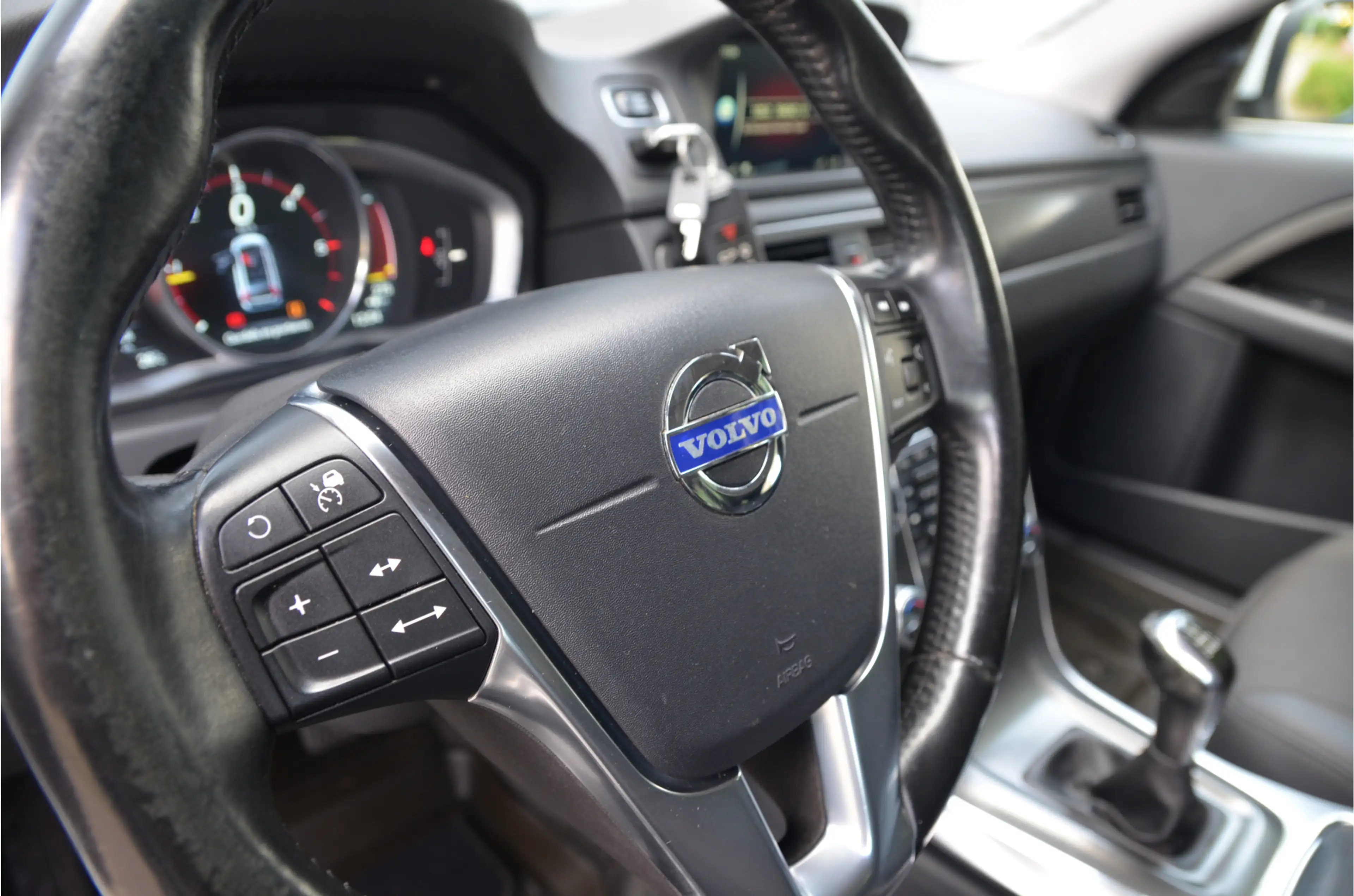 Volvo XC70 2.0 D4 FWD Summum 12 mnd BOVAG en onderhoudshistor — photo 15