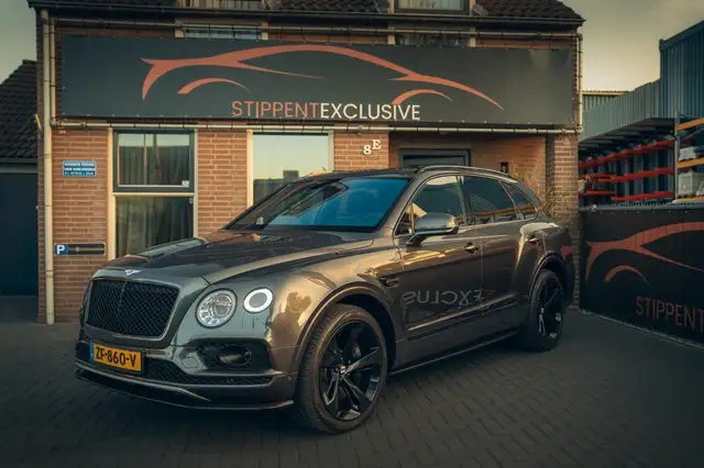 Bentley Bentayga 4.0 V8 Pano, nightvision, softclose, touring pack,