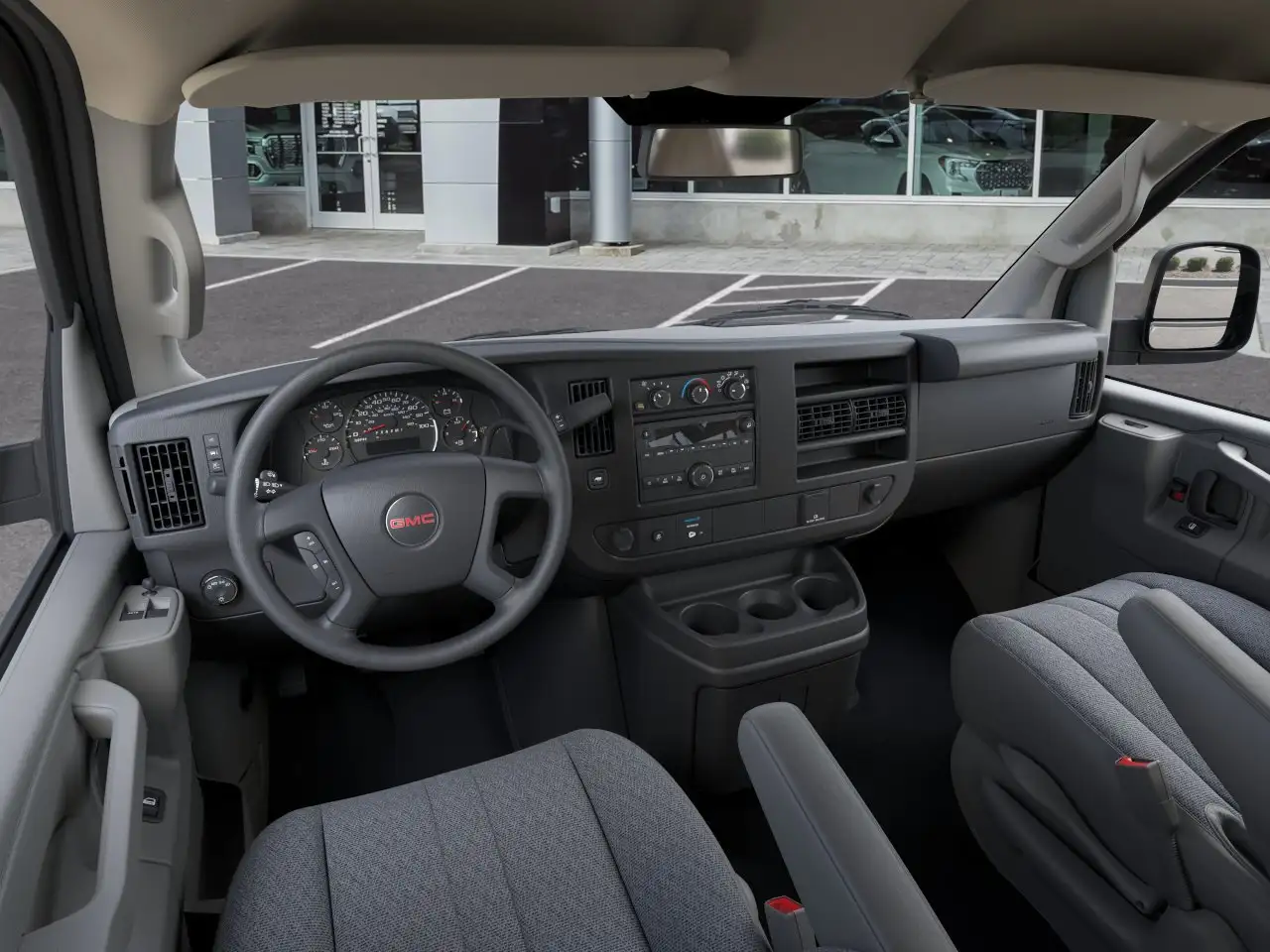 GMC Savana снимка GMC Savana