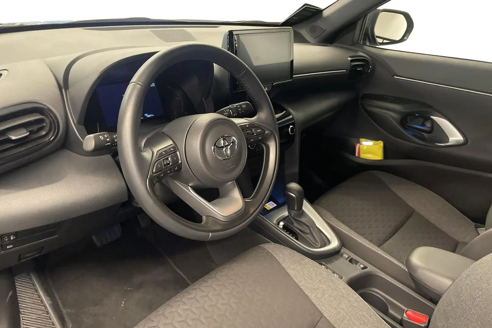 Toyota Yaris Cross 1.5 VVT-ie Hybrid 85kW Dynamic Plus CVT Noir - 2