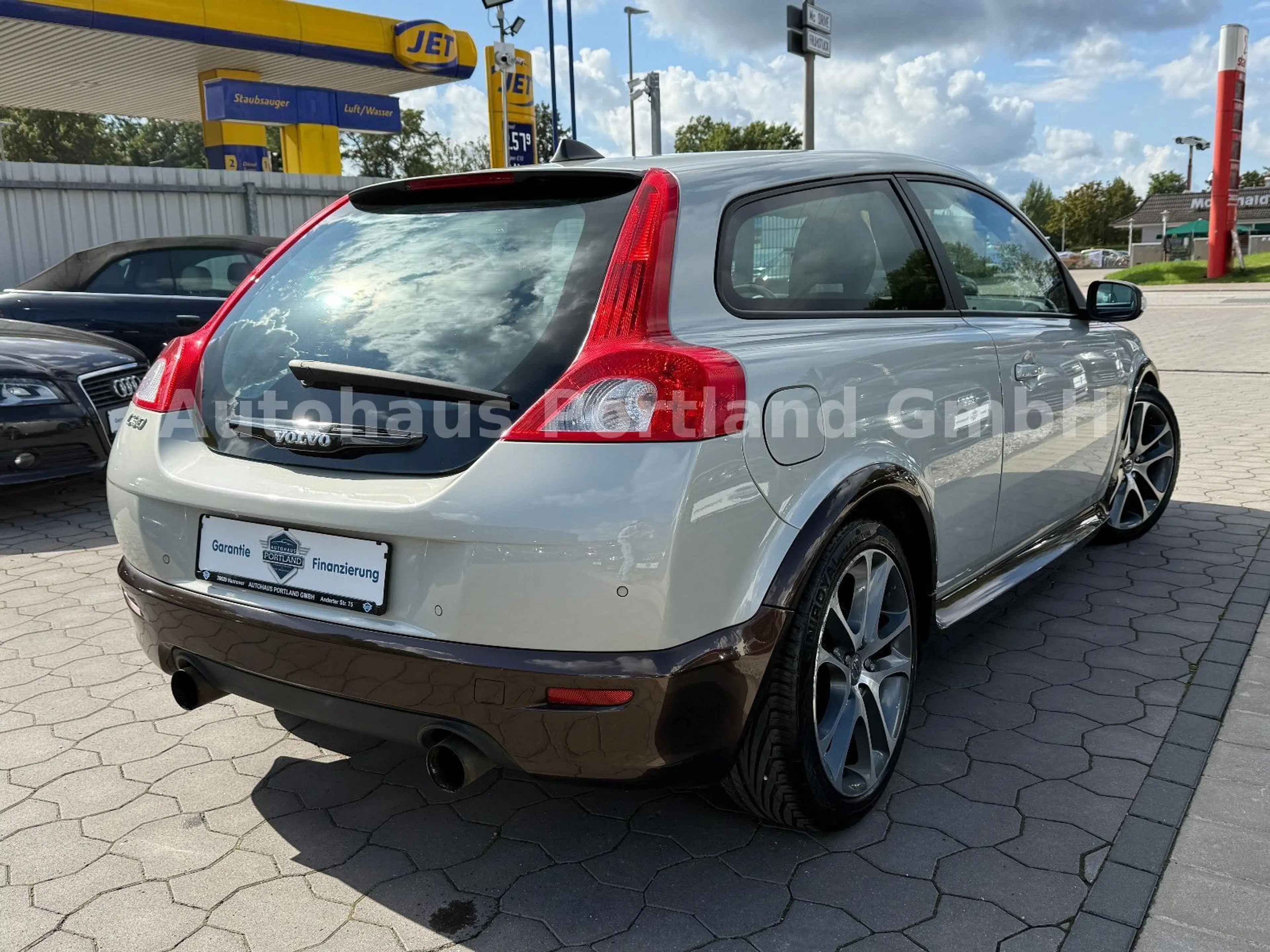 Volvo C30 2.0 Momentum/Bi-Xenon/Tempomat/HU Neu/SHZ — photo 7