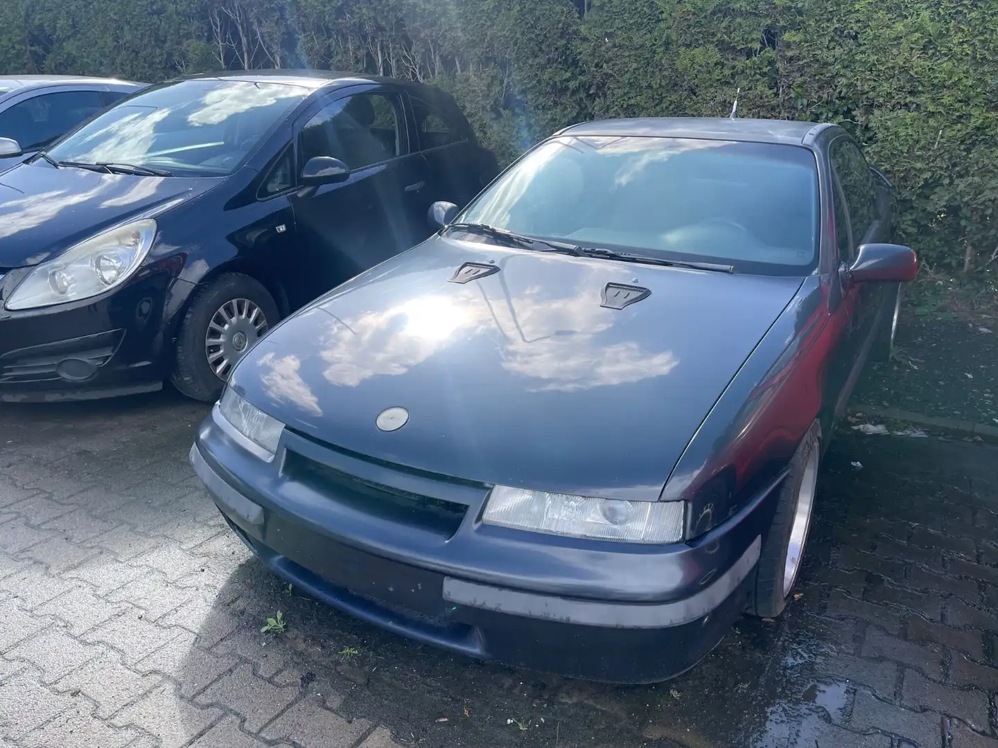 Opel Calibra 2.0i Negro - 1