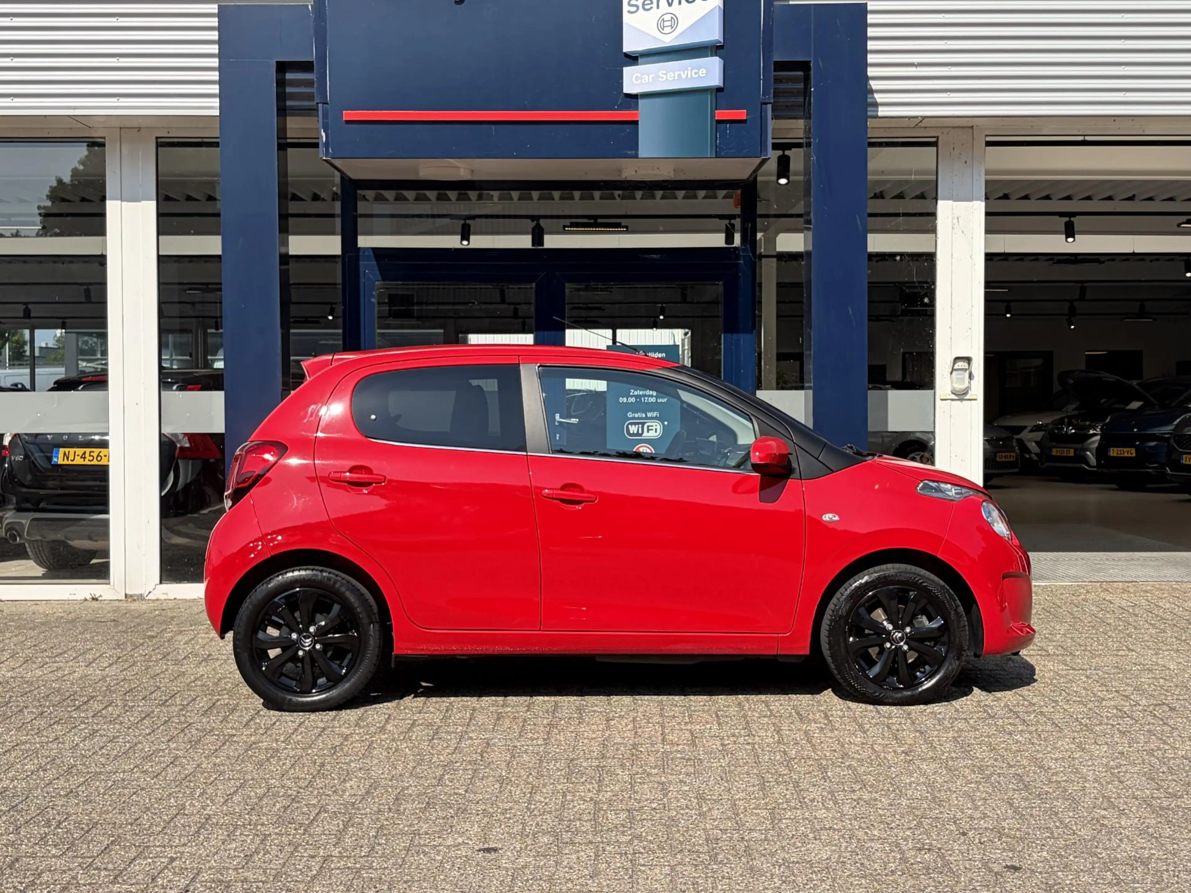 Citroen C1 1.0 VTi Shine / Binnenkort beschikbaar! / Bel of a — photo 4