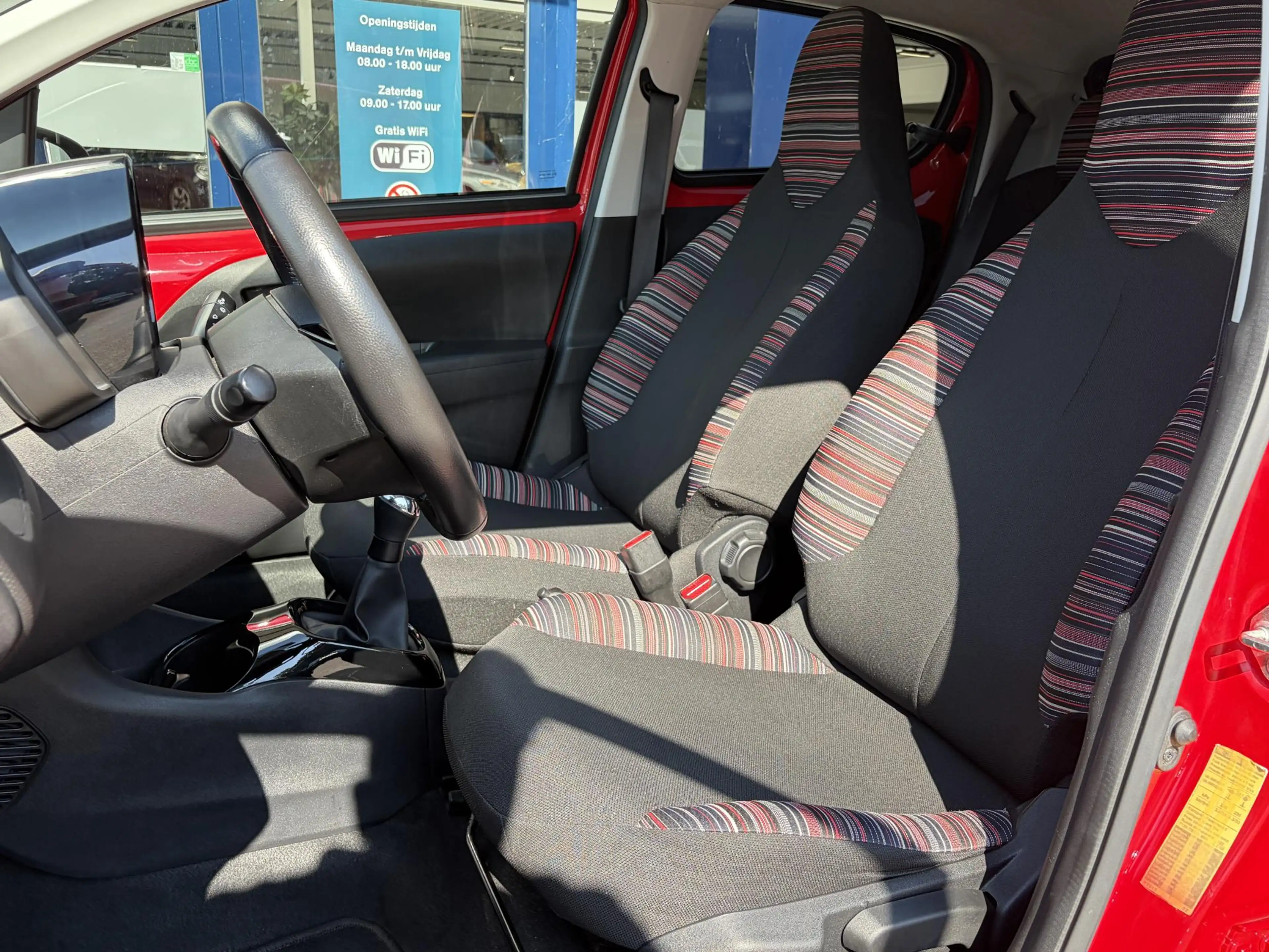 Citroen C1 1.0 VTi Shine / Binnenkort beschikbaar! / Bel of a — photo 12