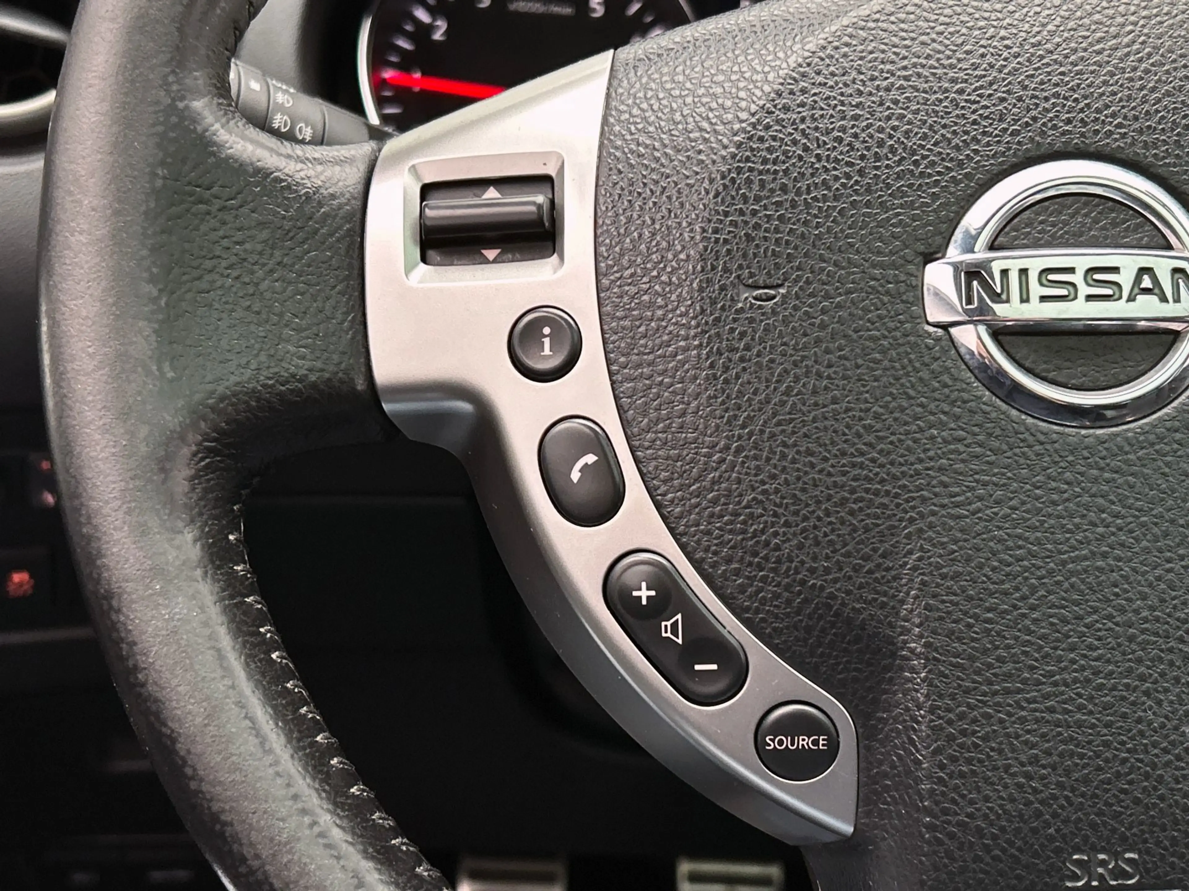 Nissan Qashqai 1.6 Acenta | Trekhaak | Keyless | Stoelverwarming — photo 34