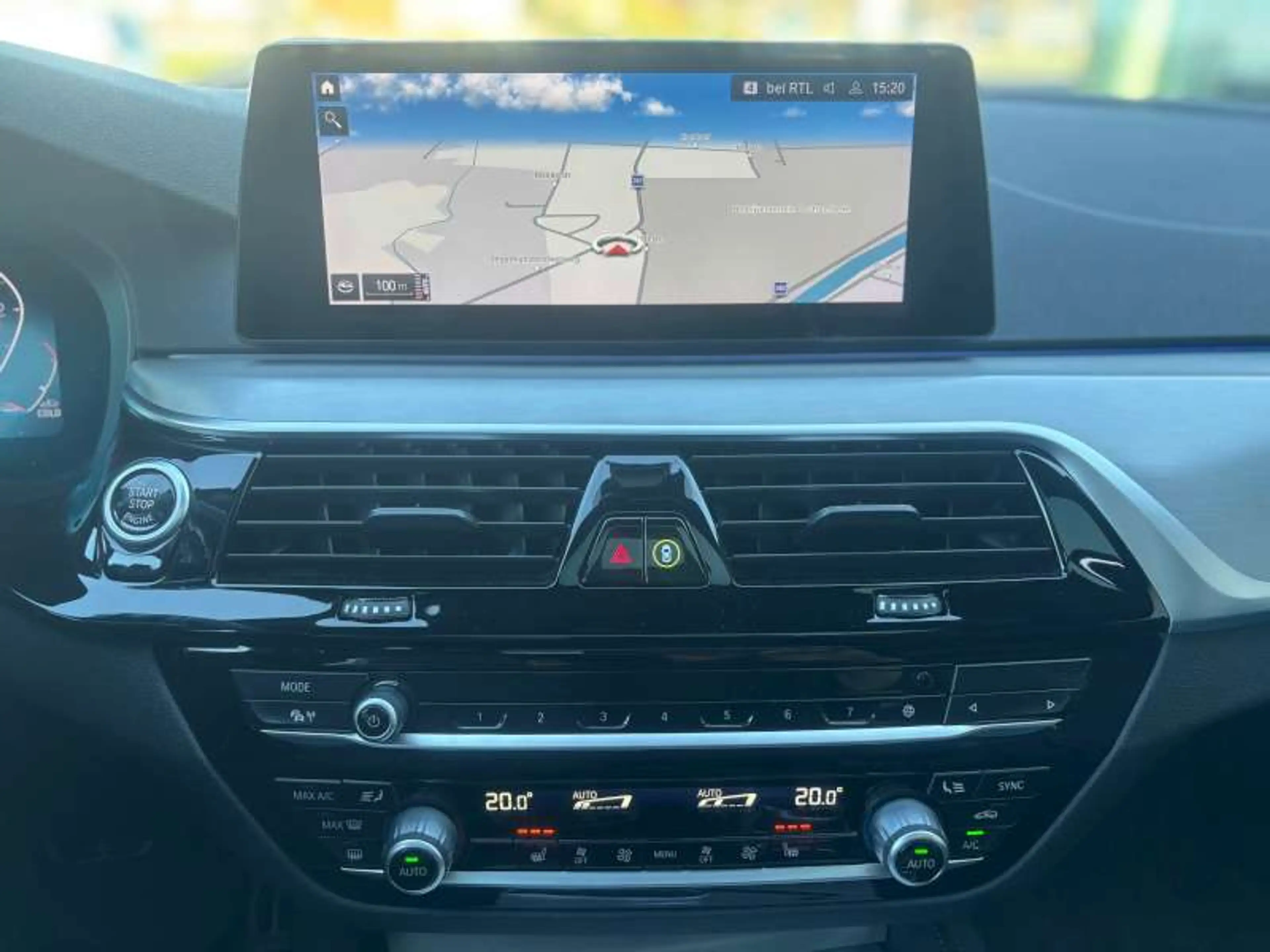 BMW 520 dA MHEV M-Sport Full Option KeyLess/DAB/Schuifdak — photo 6