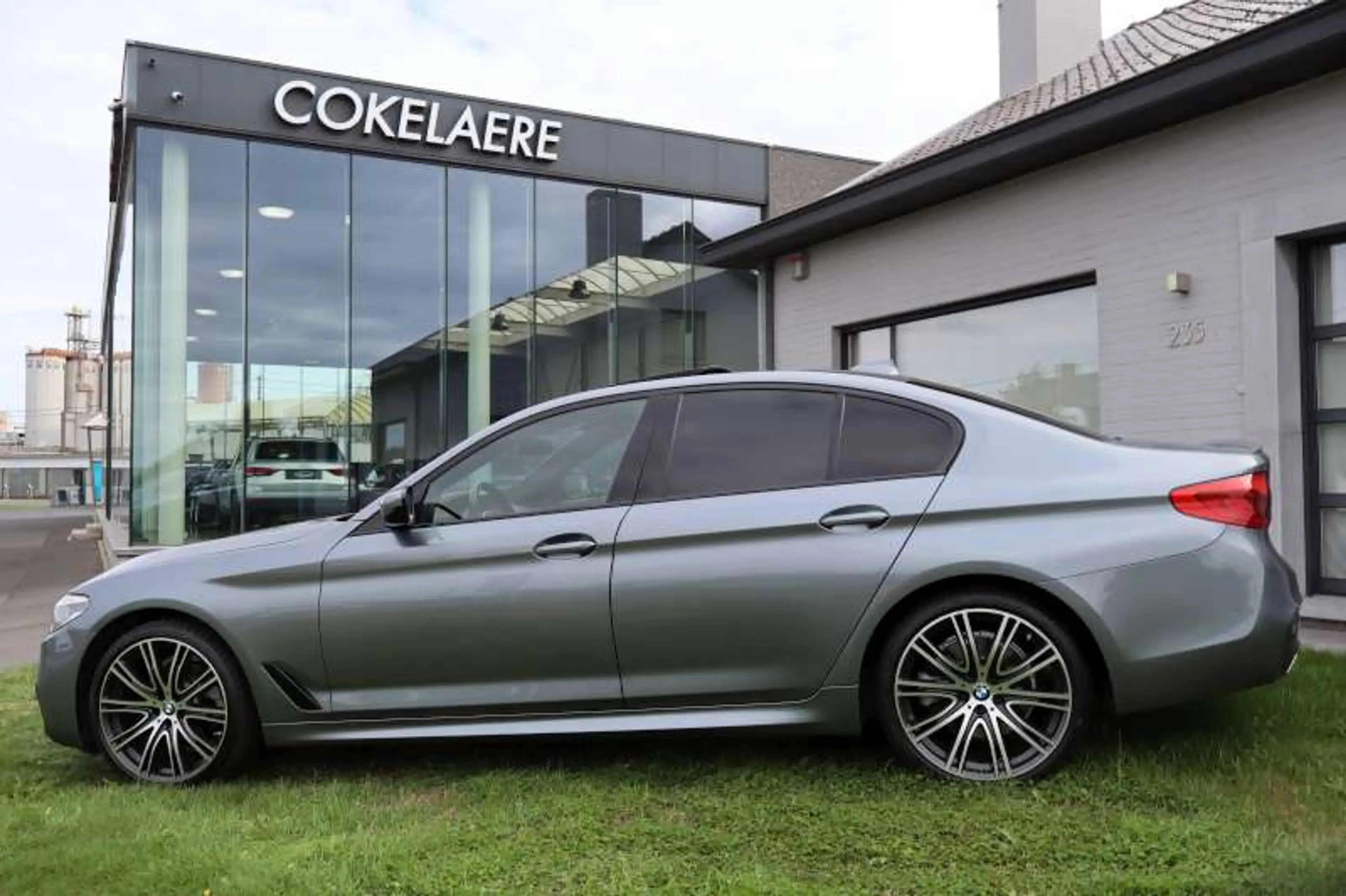BMW 520 dA MHEV M-Sport Full Option KeyLess/DAB/Schuifdak — photo 2