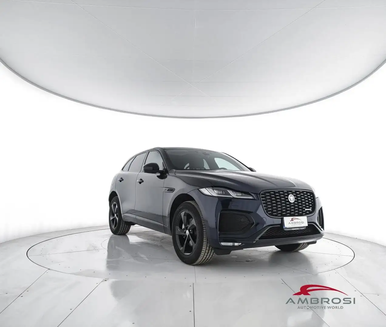 Jaguar F-Pace 2.0D SWB R-Dynamic S Albastru - 2