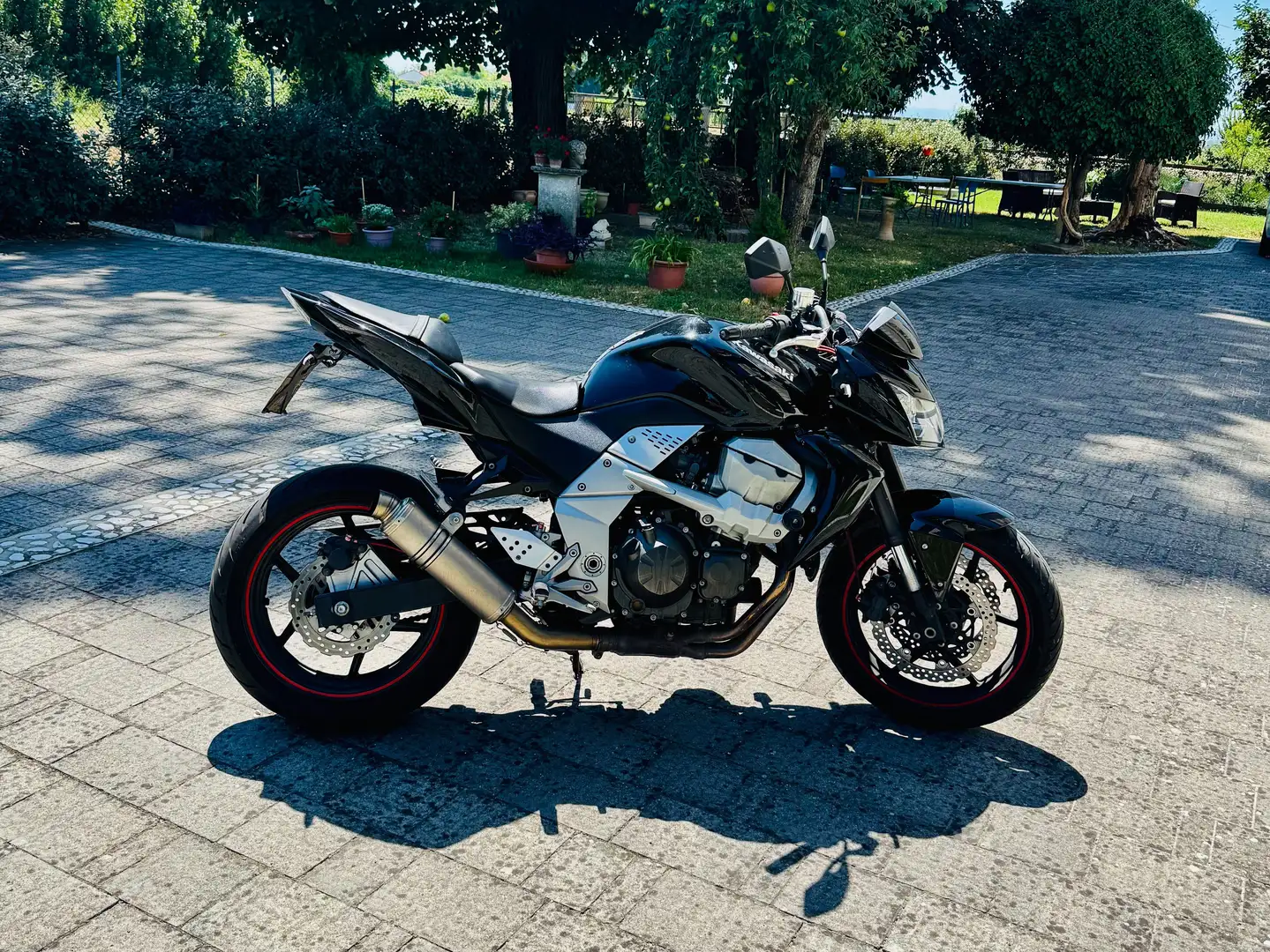 Kawasaki Z 750 Z 750 Noir - 1