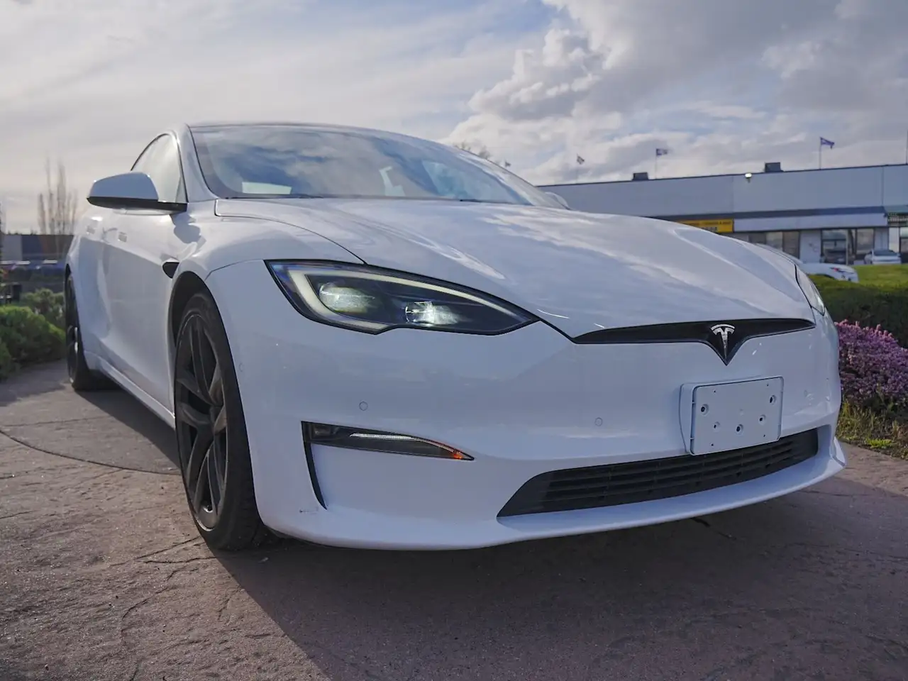 Tesla Model S снимка Tesla Model S