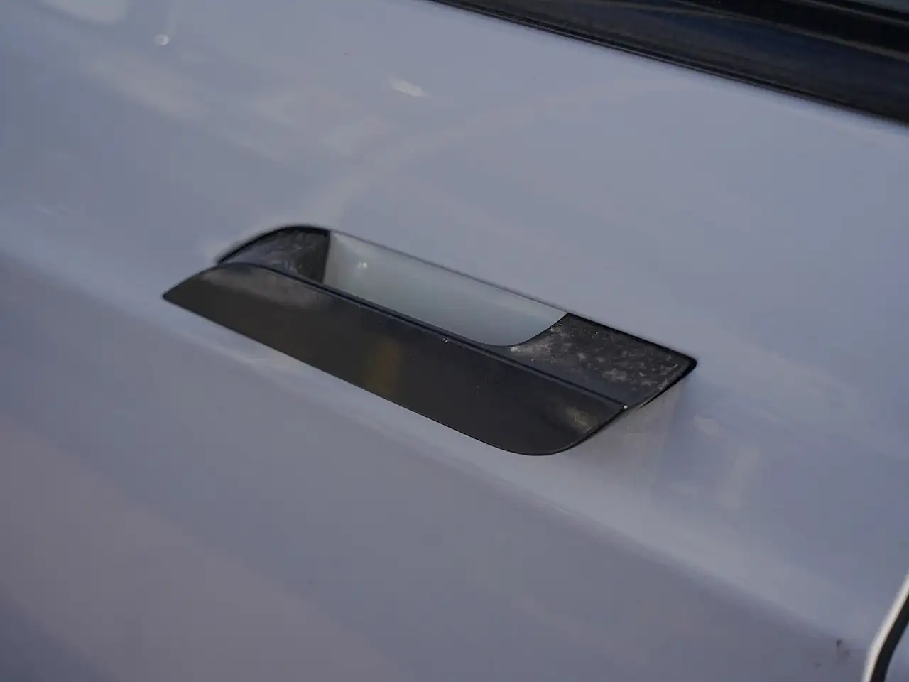 Tesla Model S снимка Tesla Model S
