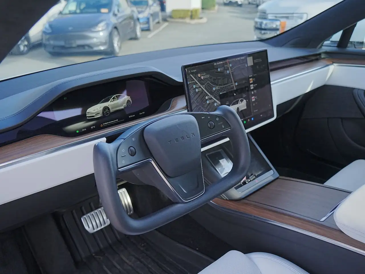 Tesla Model S снимка Tesla Model S