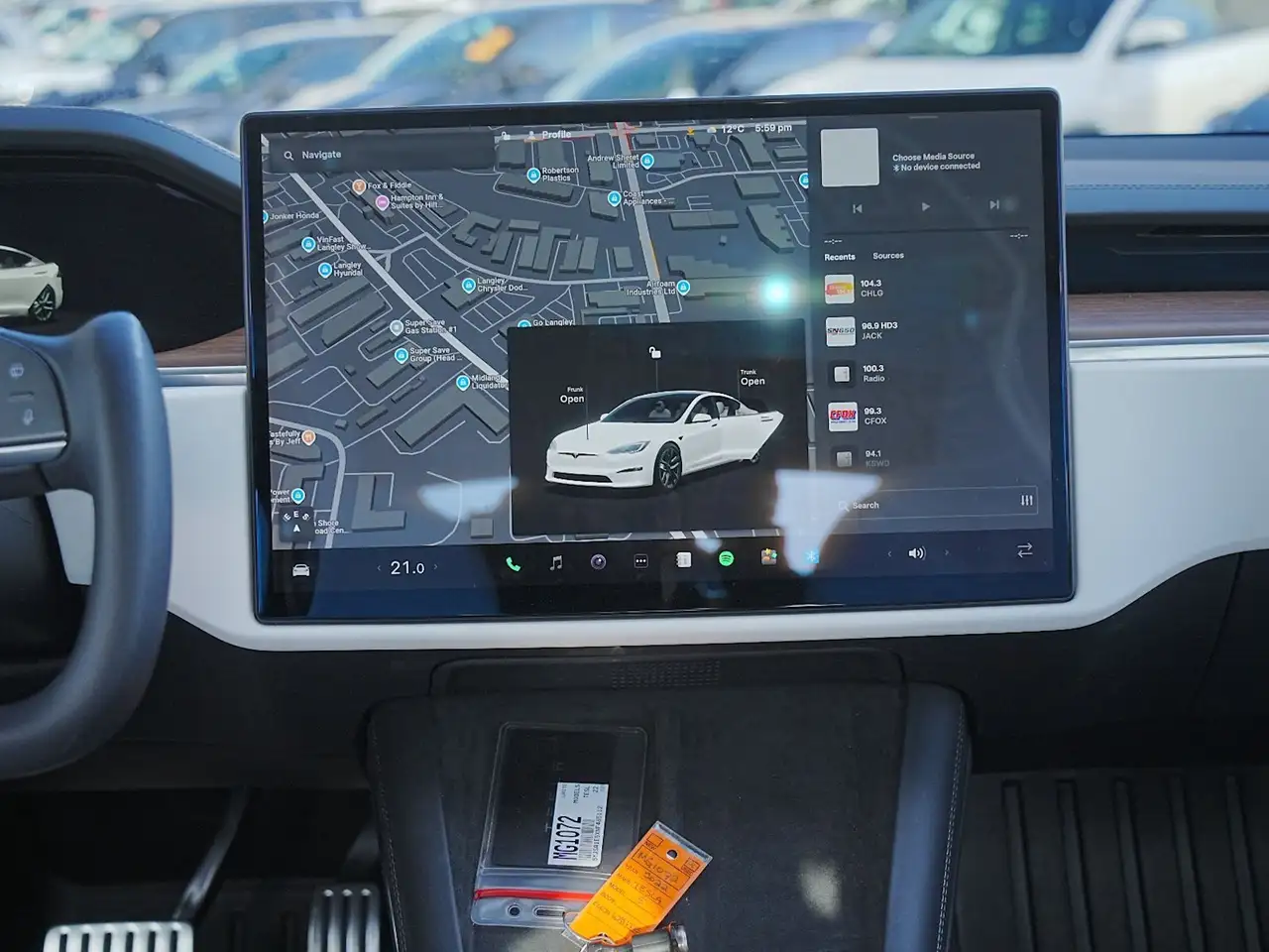 Tesla Model S снимка Tesla Model S