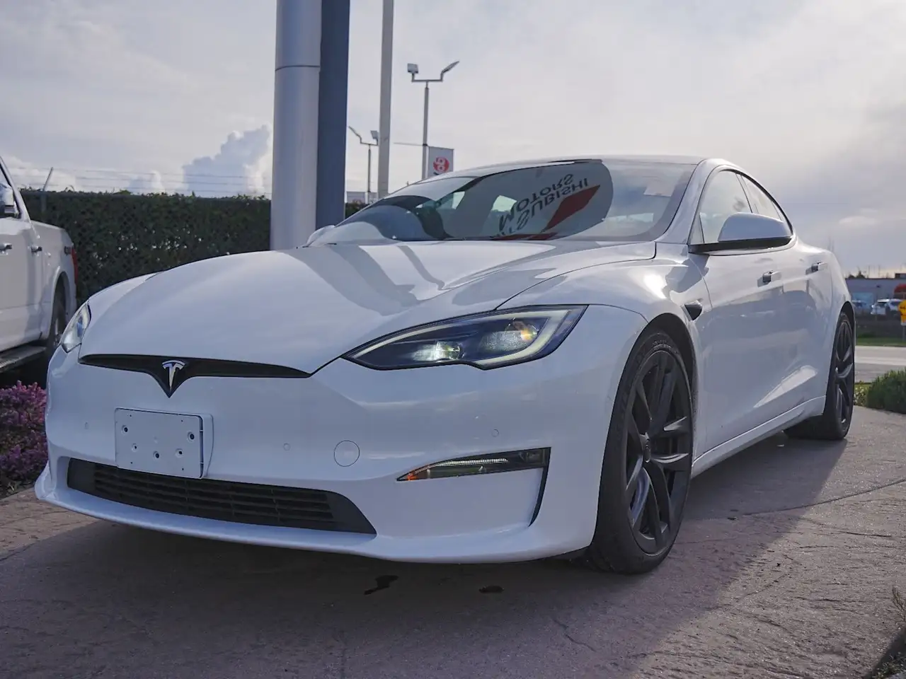 Tesla Model S снимка Tesla Model S