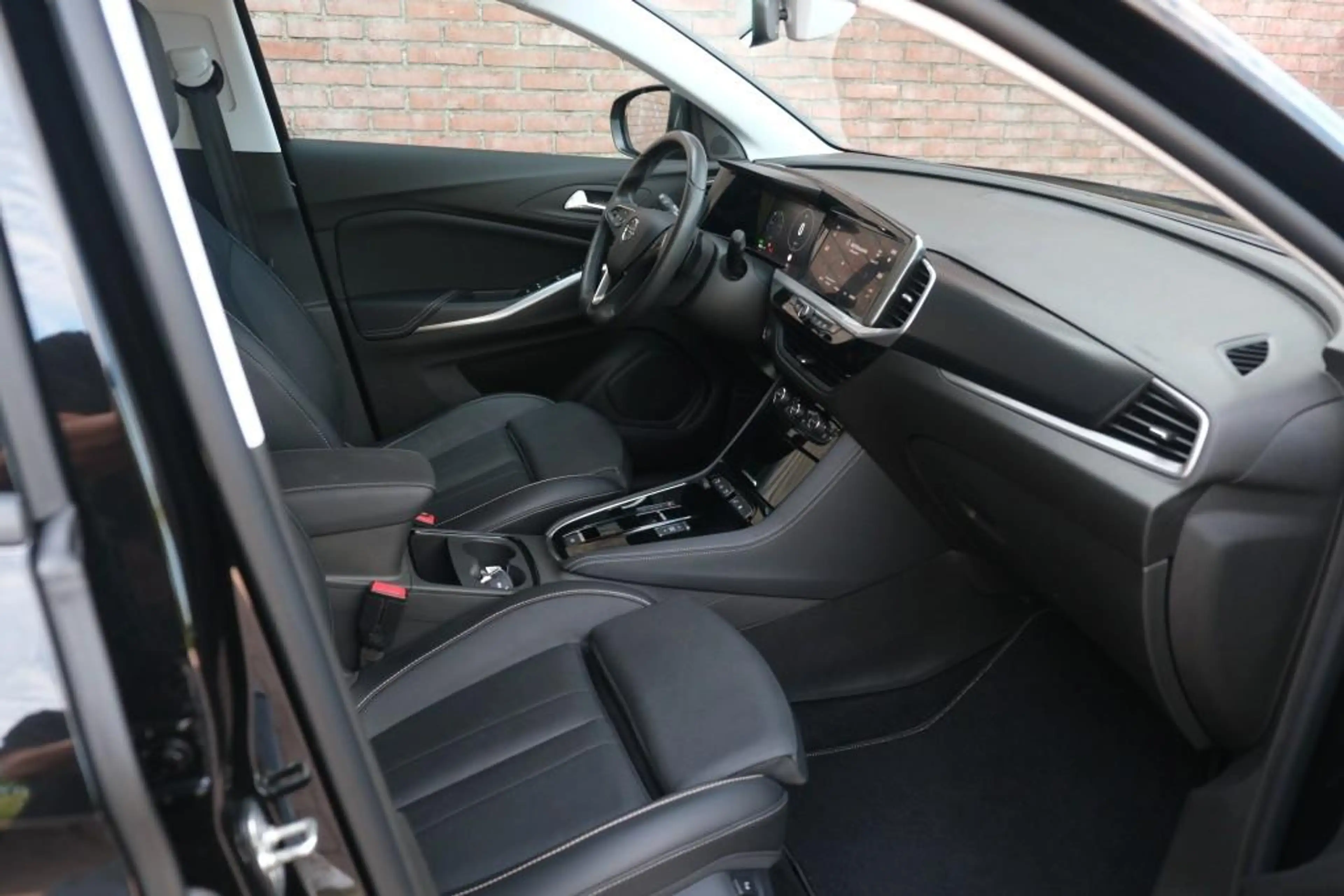 Opel Grandland 1.6 Turbo Plug-In Hybrid4 300pk EAT GSe - Adaptive — photo 4