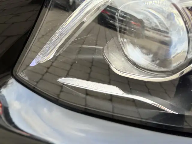 Mercedes-Benz E Class view 7
