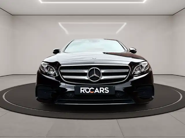 Mercedes-Benz E Class view 5