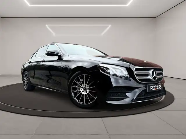 Mercedes-Benz E Class view 3