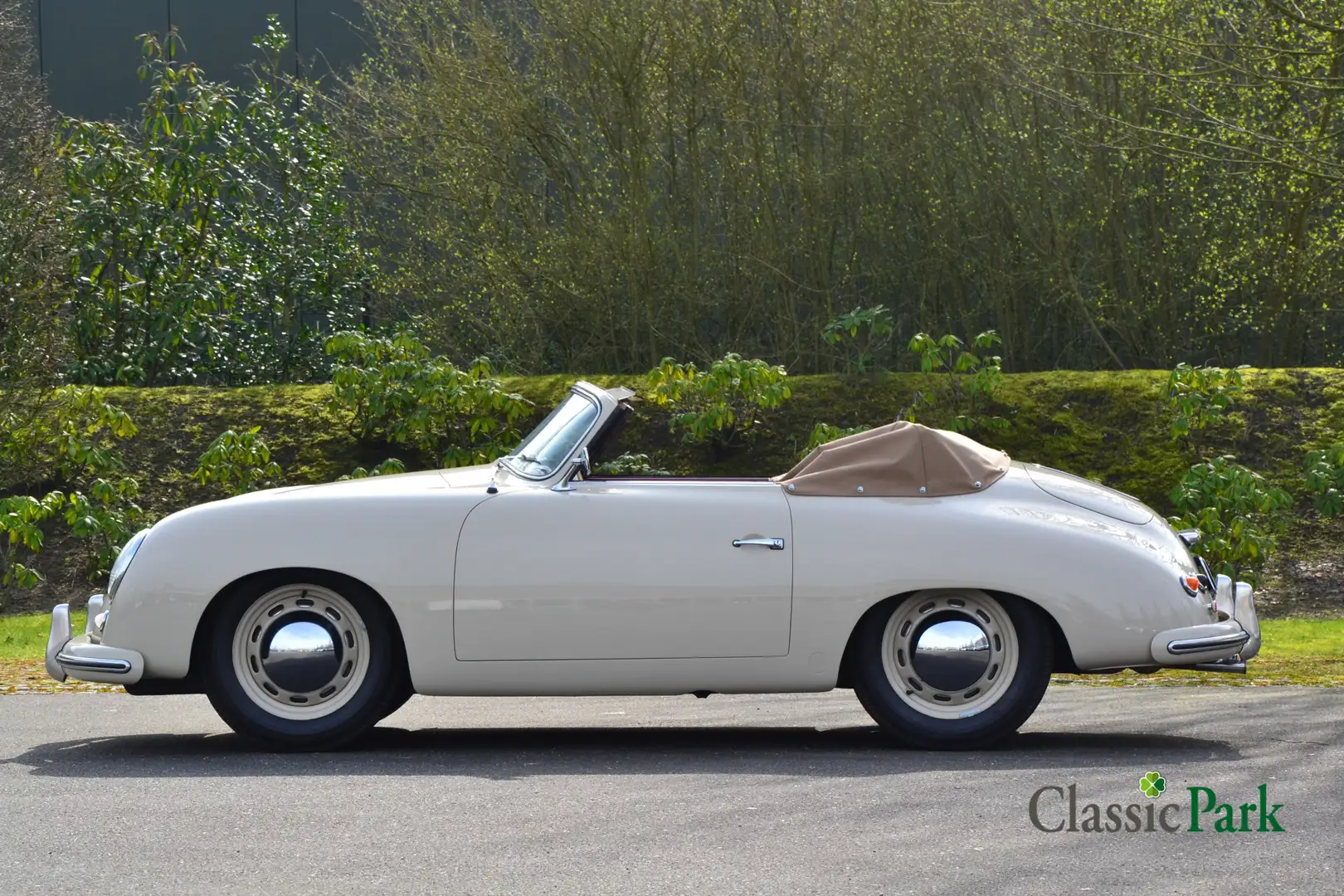 Porsche 356 pre A 1500 Knickscheibe Beige - 2