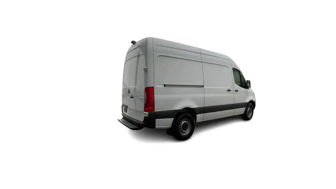 Mercedes-Benz Sprinter снимка Mercedes-Benz Sprinter