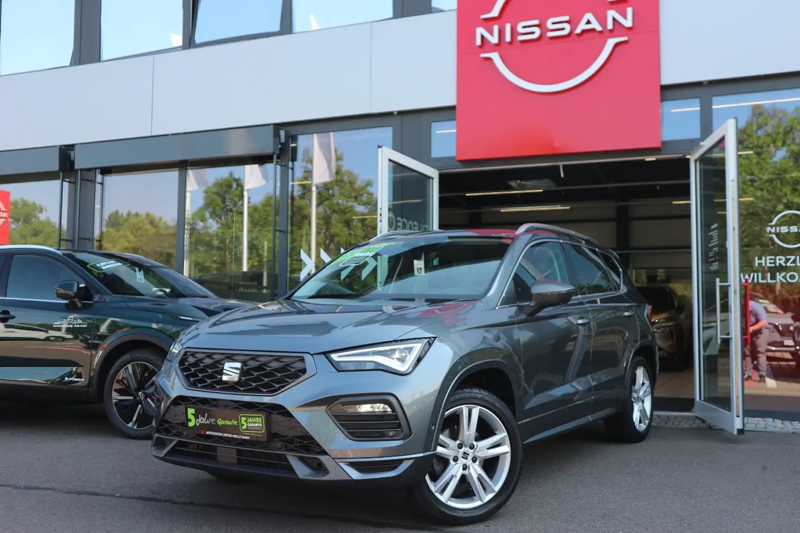 SEAT Ateca 1.5 TSI ACT FR ACC+AHK+LED+Navi+360°Kamera Gris - 2
