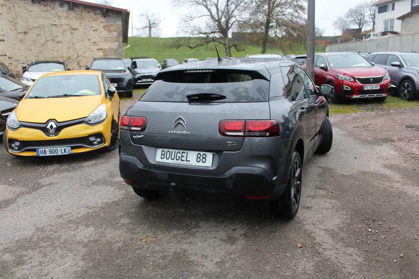 Citroen C4 Cactus SHINE PACK 1L5 BLUEHDI 120 CV EAT6 BOITE AUTO CAMÉRA GPS TOIT PANO RÉGULATEUR Gris - 2