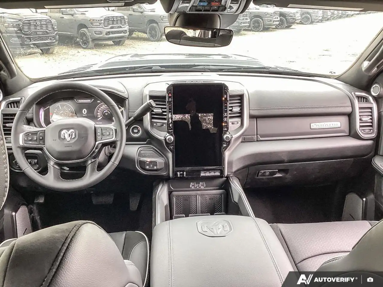 RAM 3500 снимка RAM 3500