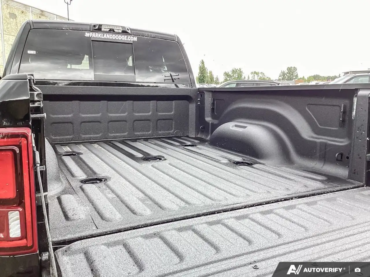 RAM 3500 снимка RAM 3500