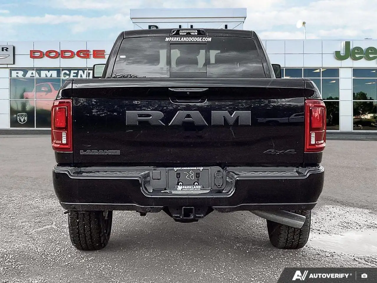 RAM 3500 снимка RAM 3500