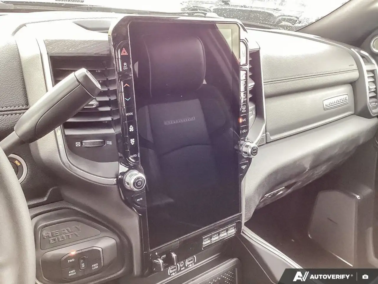 RAM 3500 снимка RAM 3500