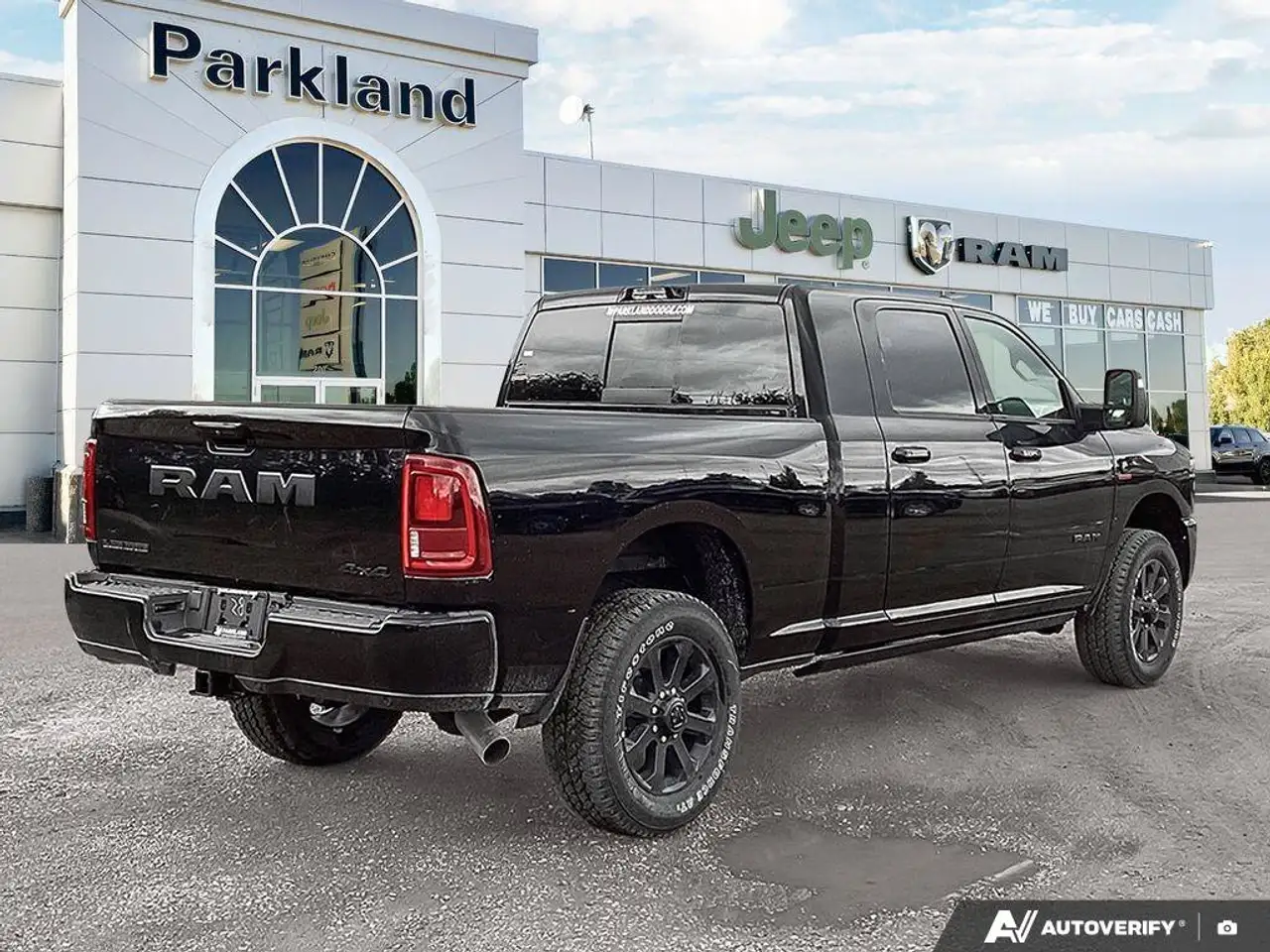 RAM 3500 снимка RAM 3500