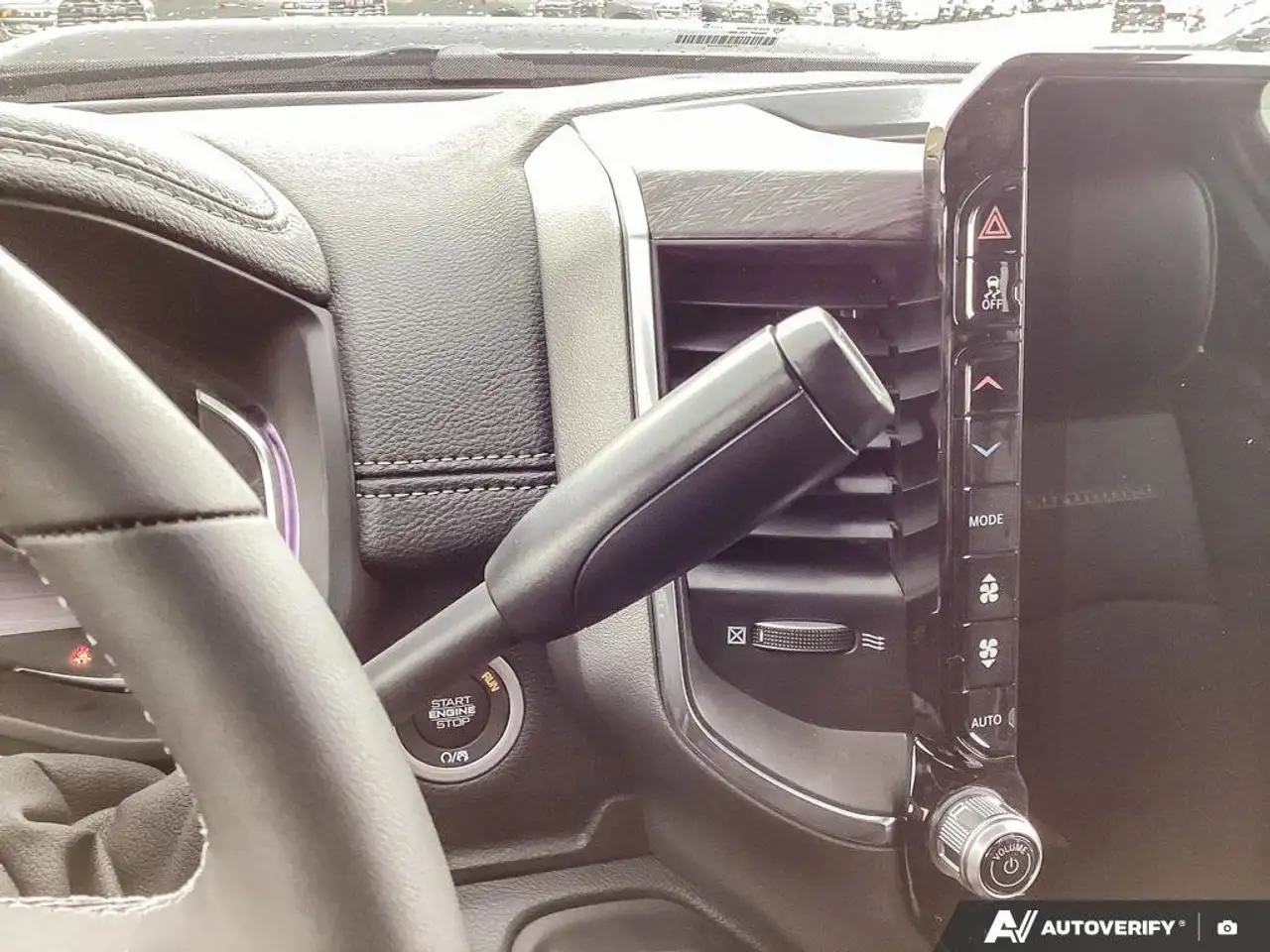 RAM 3500 снимка RAM 3500