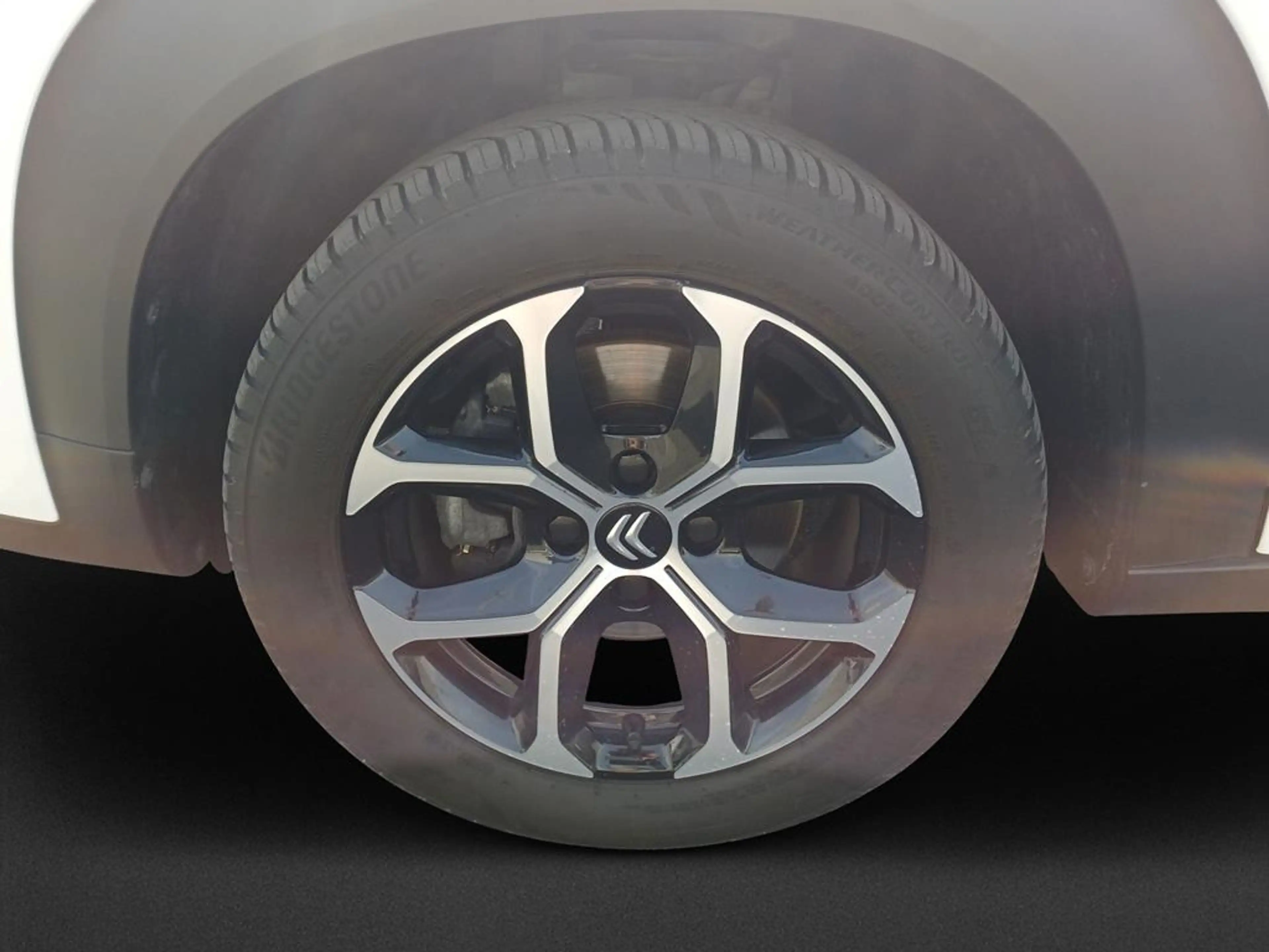 Citroen C3 Aircross PureTech 110 S&S Shine — photo 7